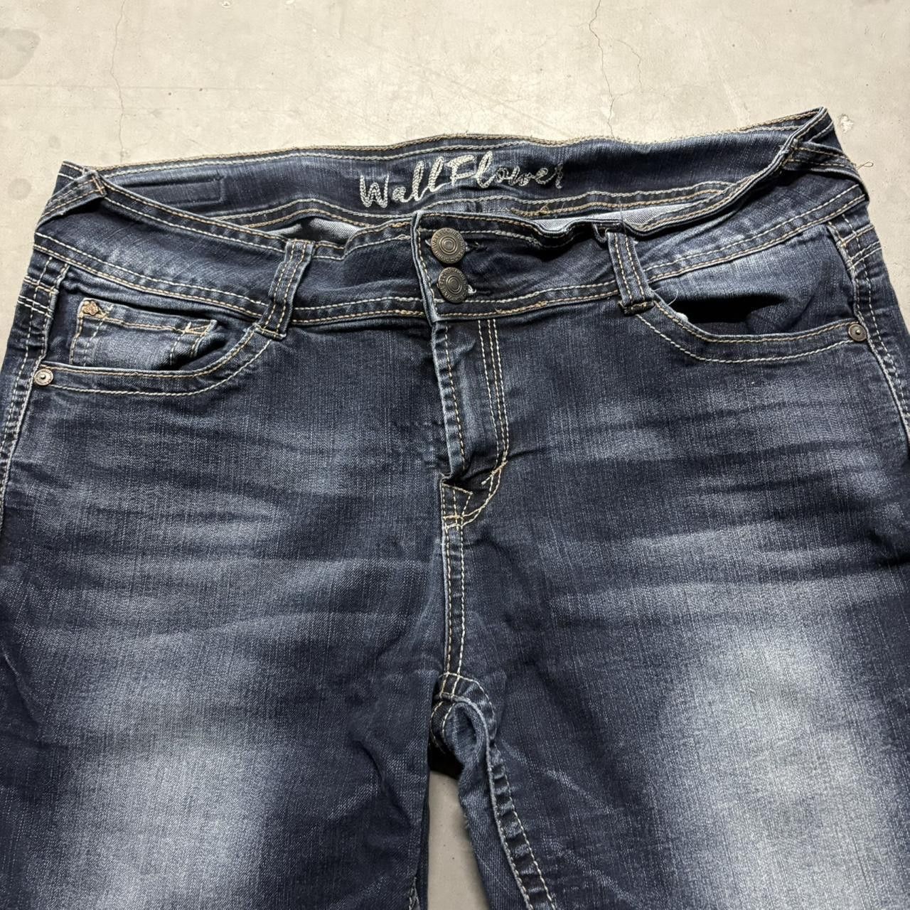 Vintage Vintage Flared Low Rise Dark Wash Denim Jeans! Size US 36 / EU 52 - 2 Thumbnail