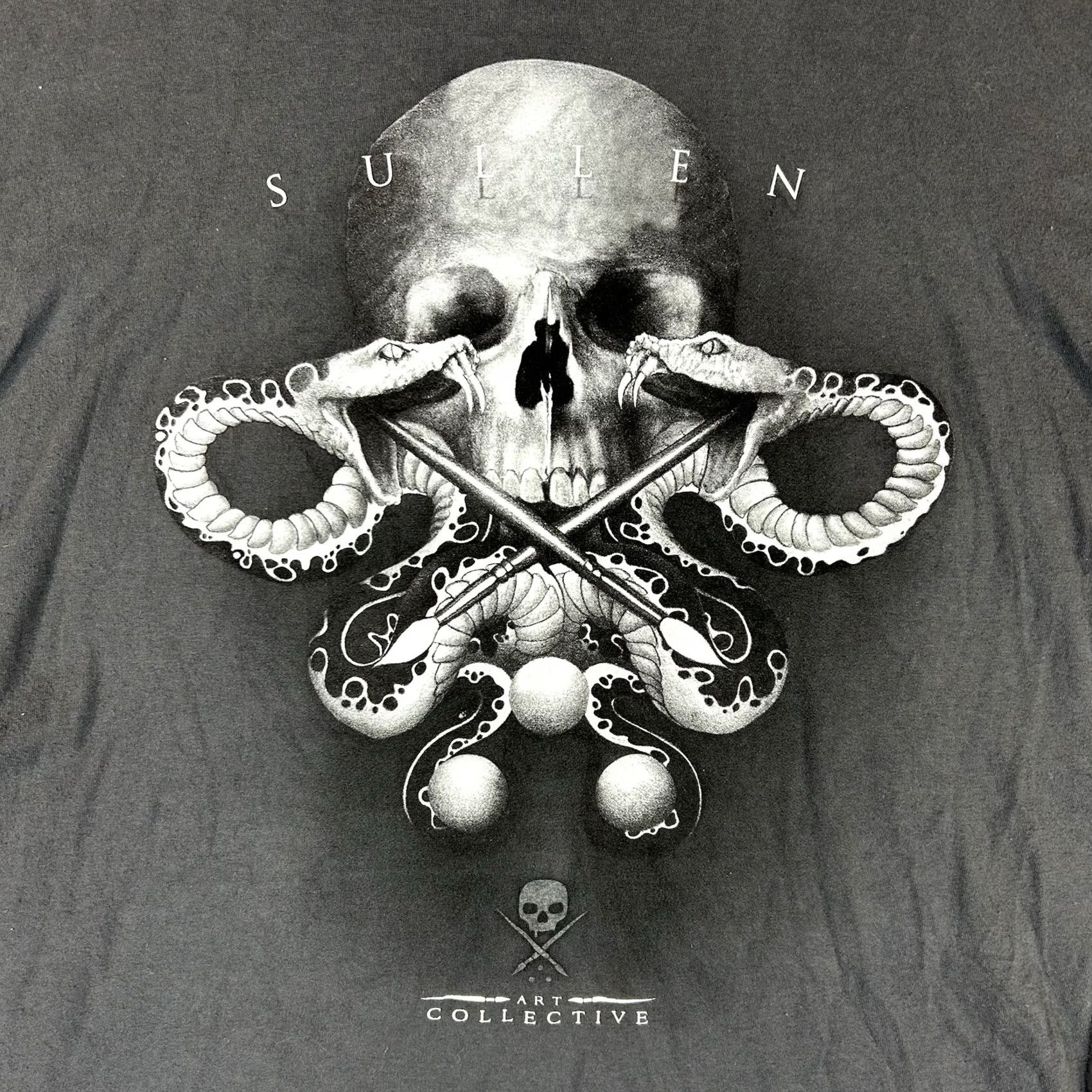 Vintage Sullen Art Collective T-Shirt Mens XL Short Sleeve Gray Kraken Skull Graphic Tee Size US XL / EU 56 / 4 - 3 Thumbnail