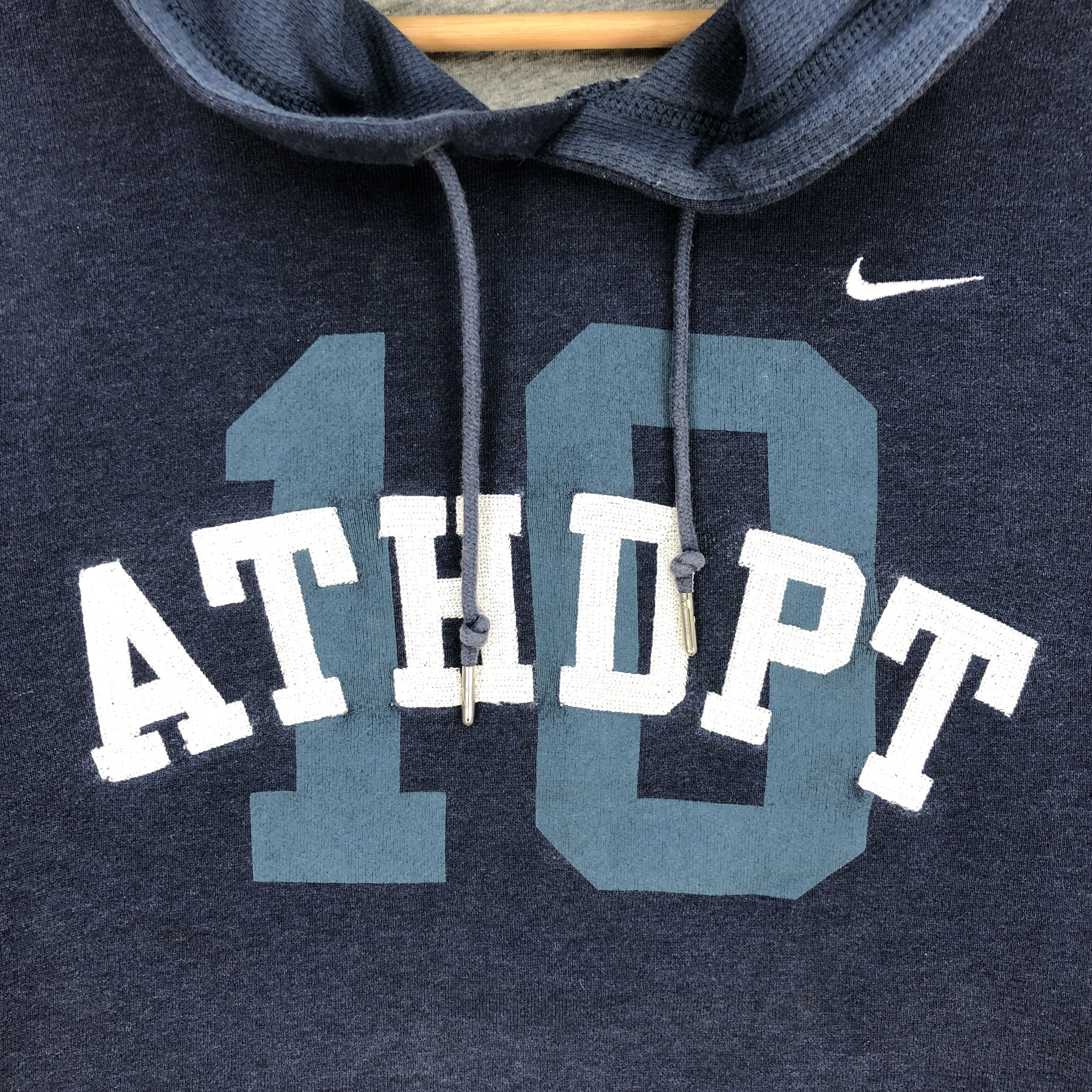 Nike Vintage Nike Sweatshirt Hoodie Nike Swoosh Athletic Sweater Size US M / EU 48-50 / 2 - 5 Thumbnail