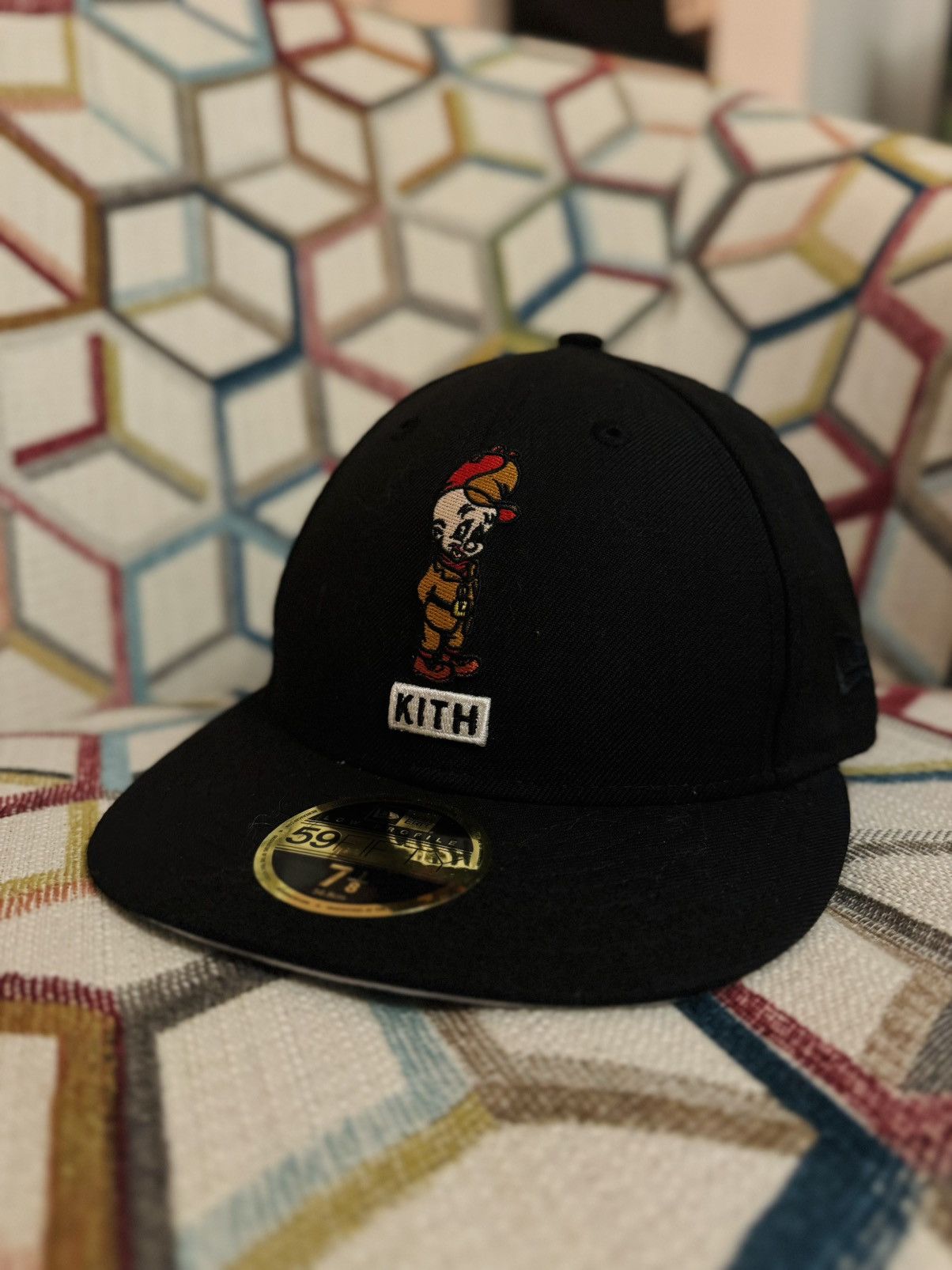 Kith × Ronnie Fieg Kith Looney Tunes New Era Fitted Cap | Grailed