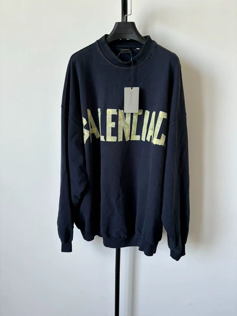 Balenciaga Balenciaga size 2 Tape Crew Neck Sweatshirt Size US M / EU 48-50 / 2 - 1 Thumbnail