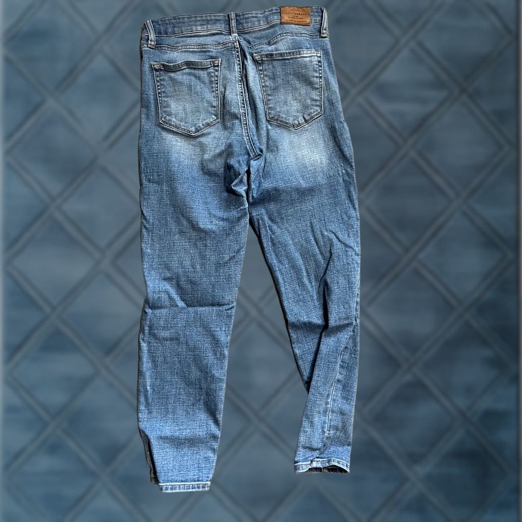 Lucky Brand VINTAGE Lucky Brand Jeans Shirt? Size 30" / US 8 / IT 44 - 1 Thumbnail