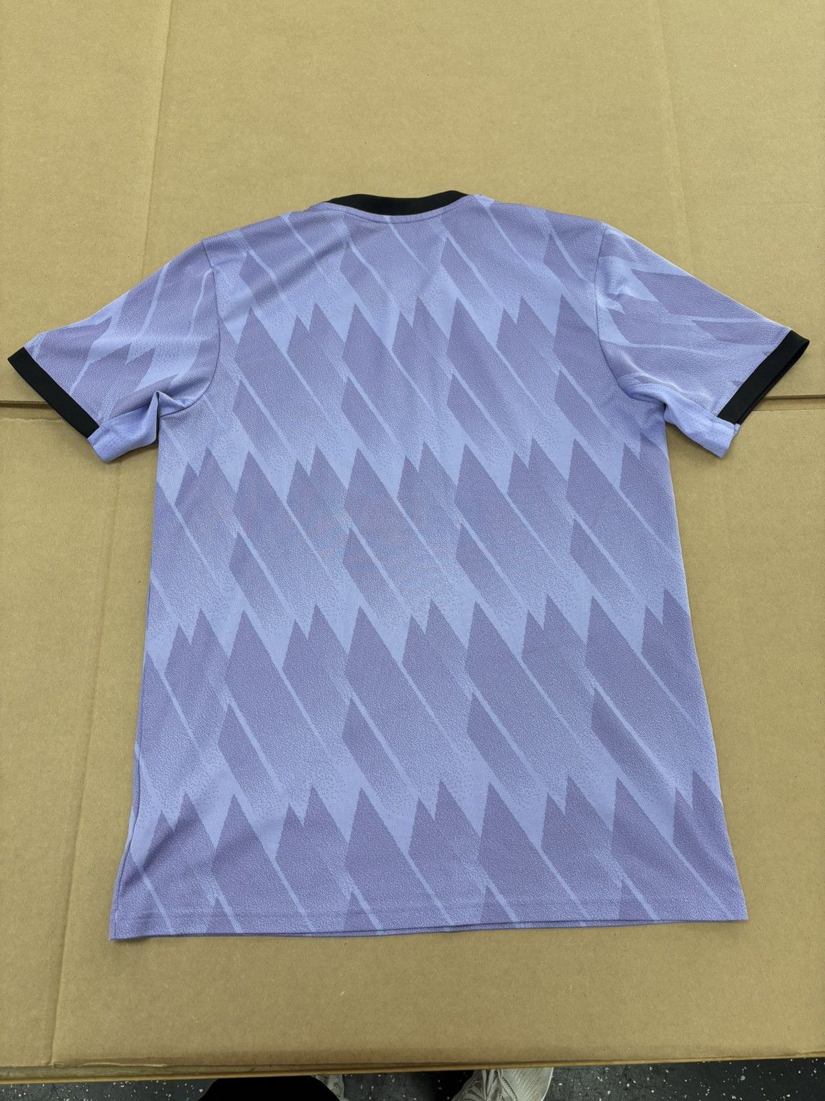 Adidas Adidas Real Madrid 2022/23 Authentic Away Jersey Size US M / EU 48-50 / 2 - 2 Thumbnail
