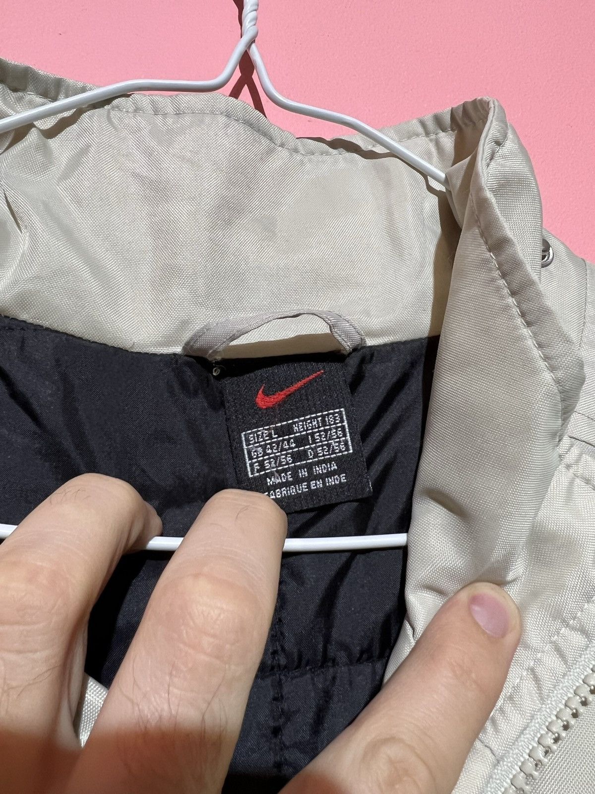 Nike Nike vintage rare jacket coat logo swoosh y2k beige Size US L / EU 52-54 / 3 - 13 Thumbnail