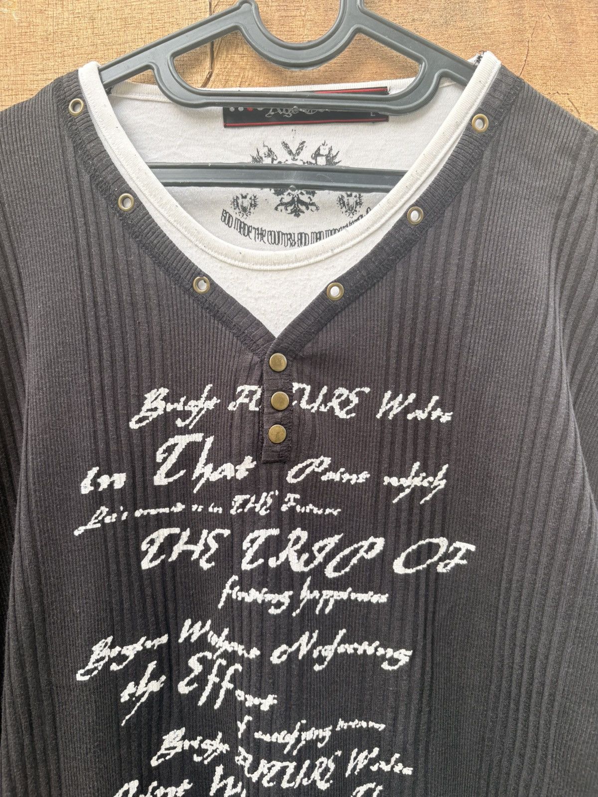 Japanese Brand Age core double layer poem longsleeve ifsixwasnine lgb style Size US L / EU 52-54 / 3 - 5 Thumbnail