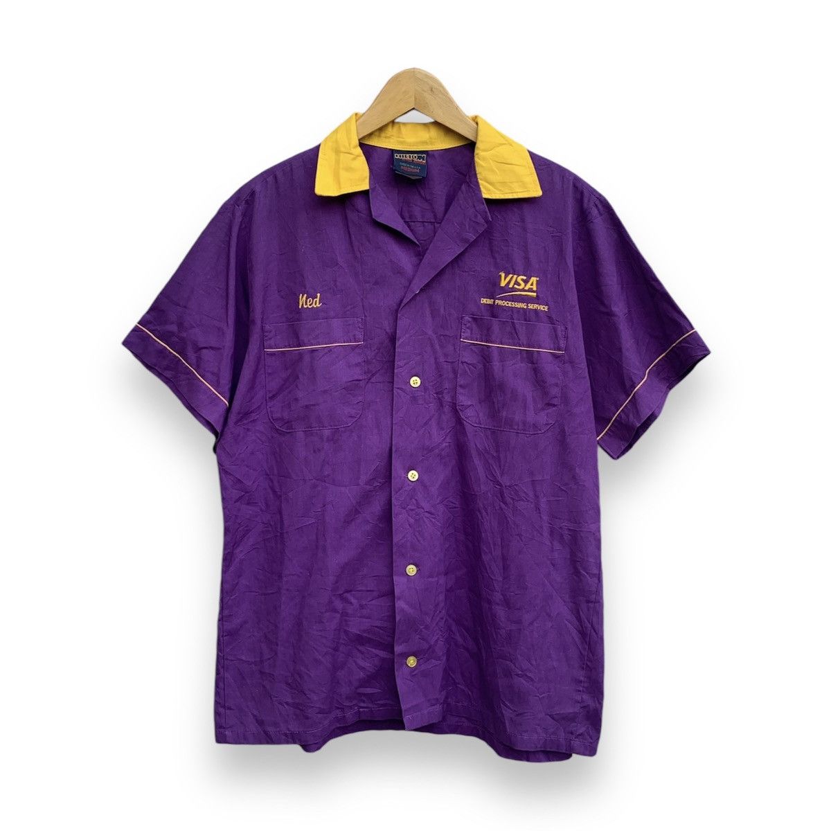 Vintage Hilton bowling Shirt