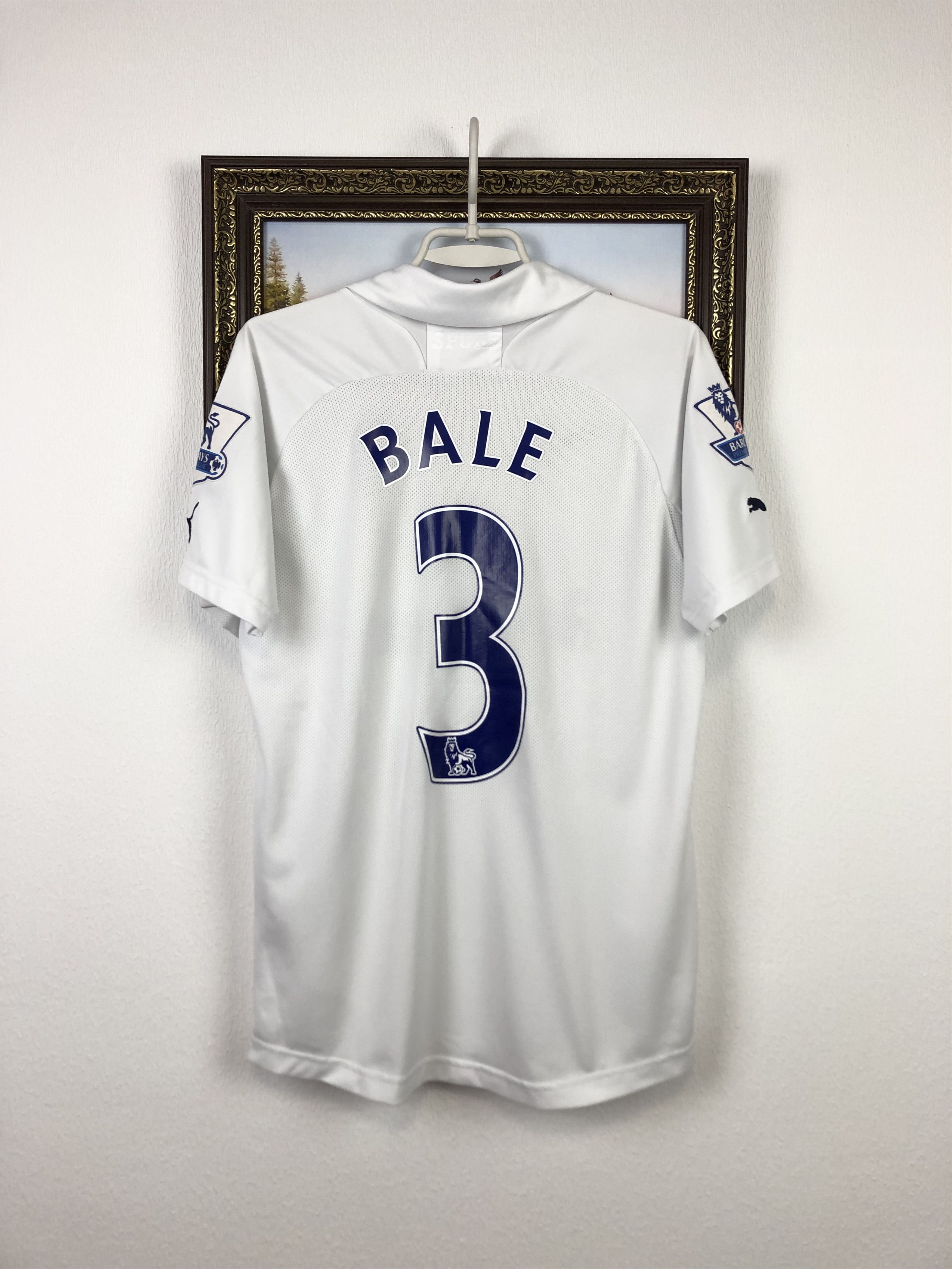 image of Puma x Soccer Jersey Tottenham Hotspur Bale 3 Football Shirt 2011 Soccer Jersey in White (Size Medi