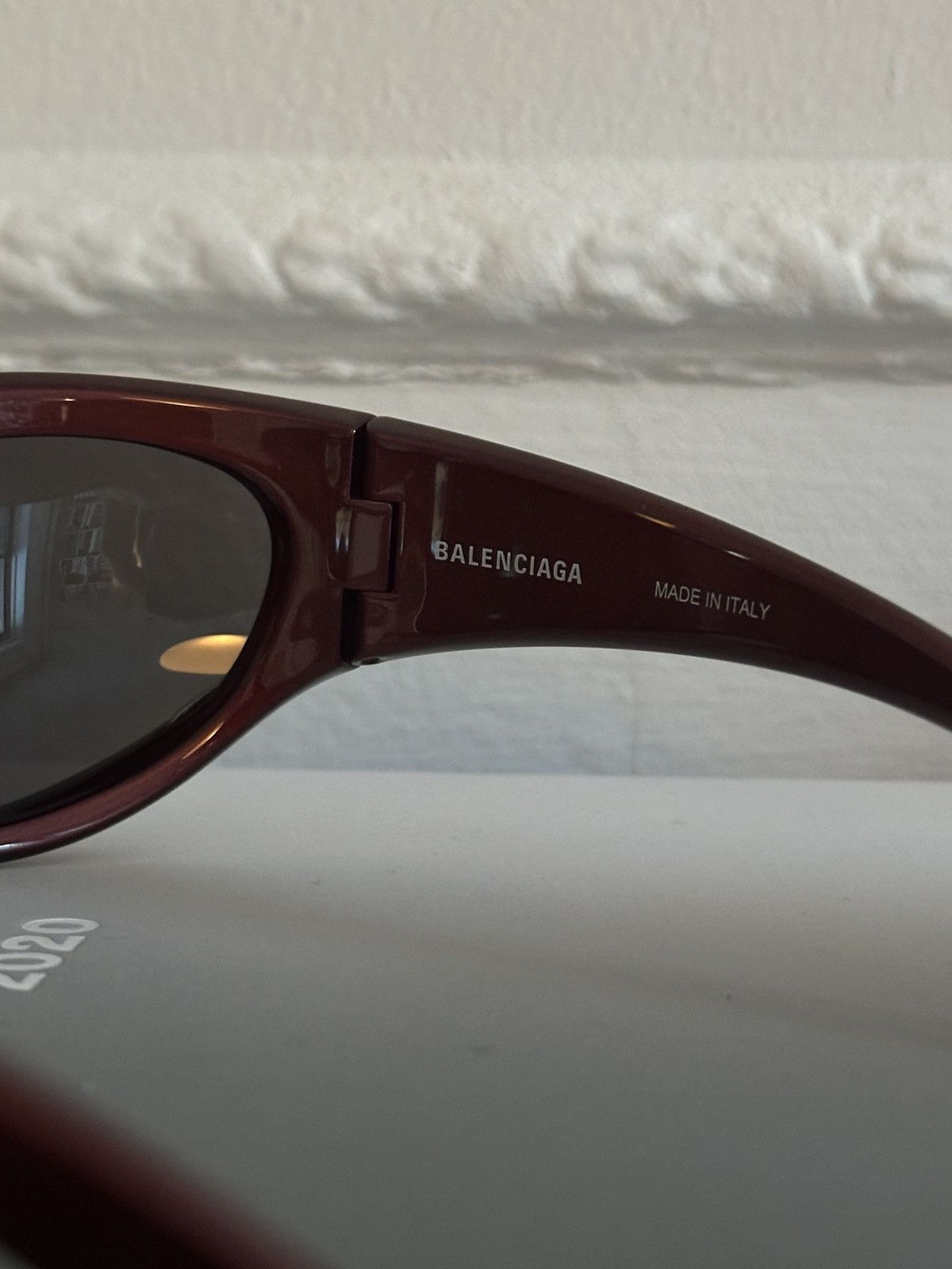 Balenciaga Balenciaga Dynamo Wrap Sunglasses Red Size ONE SIZE - 5 Thumbnail