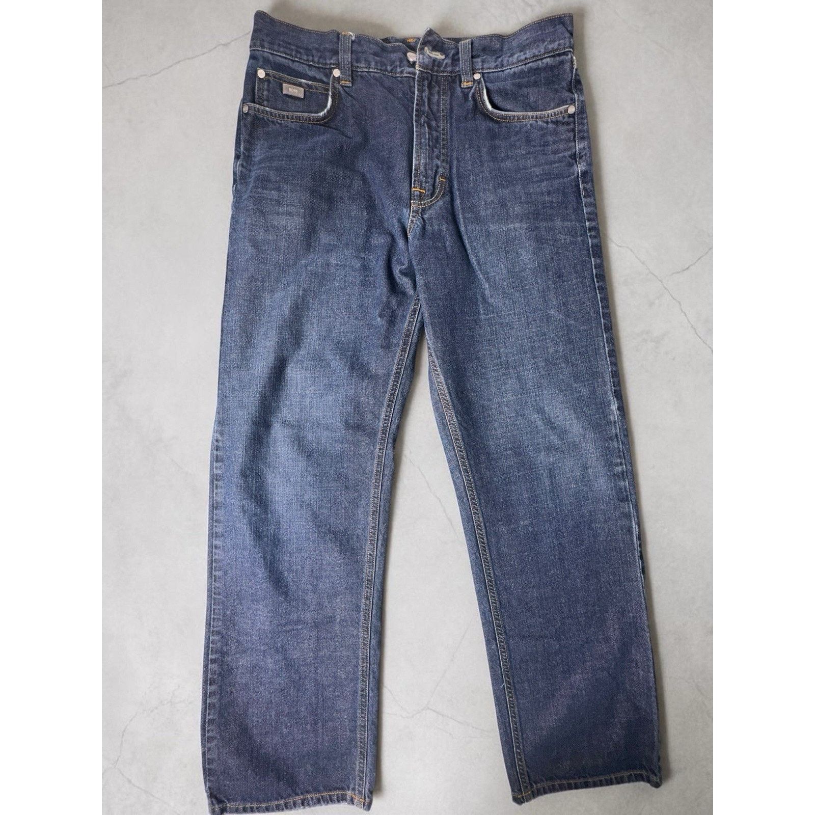 Hugo Boss Hugo Boss Alabama Jeans Mens 36x32 Blue Denim Straight Fit Size US 36 / EU 52 - 1 Thumbnail