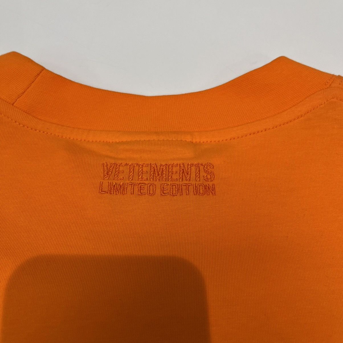 Vetements Vetements Polizei Tee Orange Size US XS / EU 42 / 0 - 4 Thumbnail
