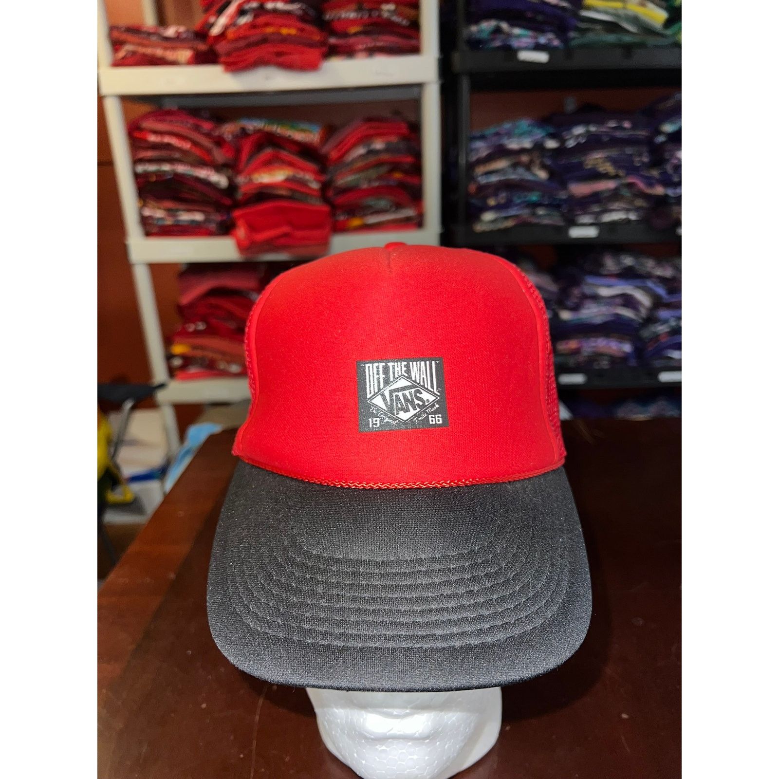 Vans Vans Hat Off The Wall Red Black Snapback Cap Headwear Size ONE SIZE - 1 Thumbnail