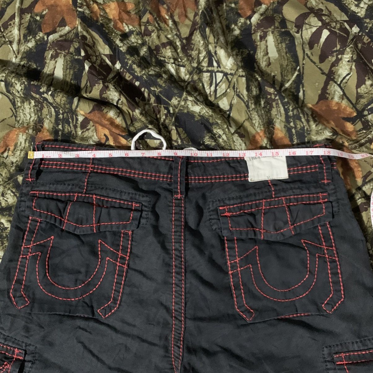 True Religion True Religion Baggy Cargo Short Size US 36 / EU 52 - 9 Thumbnail
