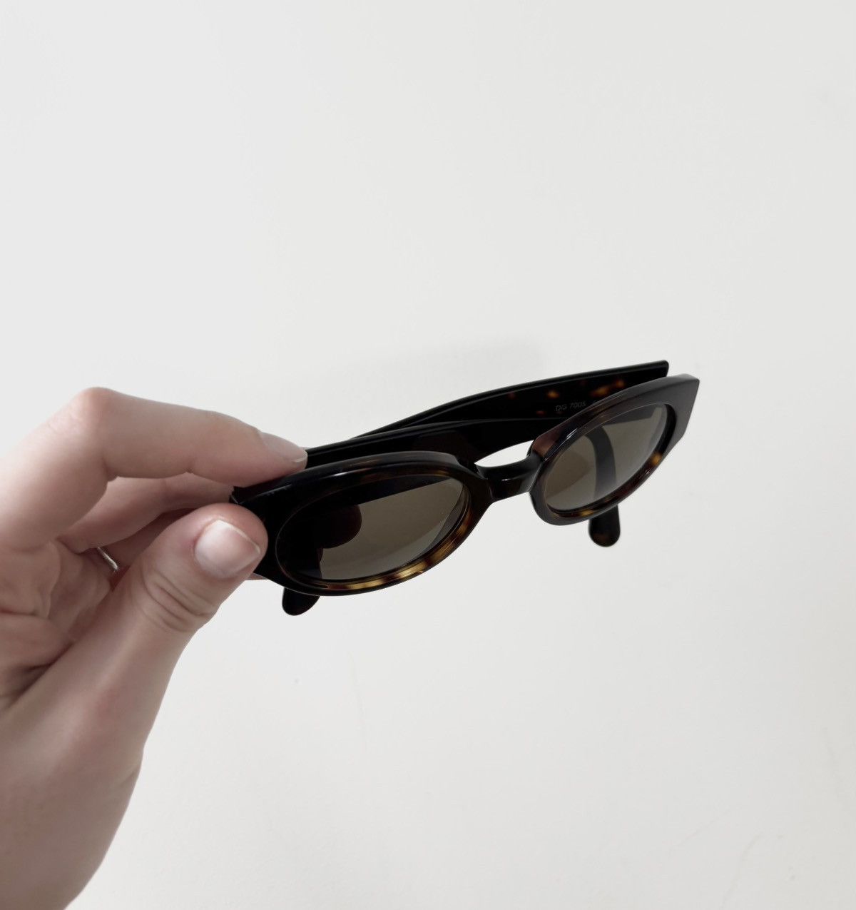Dolce & Gabbana Dolce & Gabbana DG7005 469 Tortoiseshell Oval Sunglasses Size ONE SIZE - 10 Thumbnail