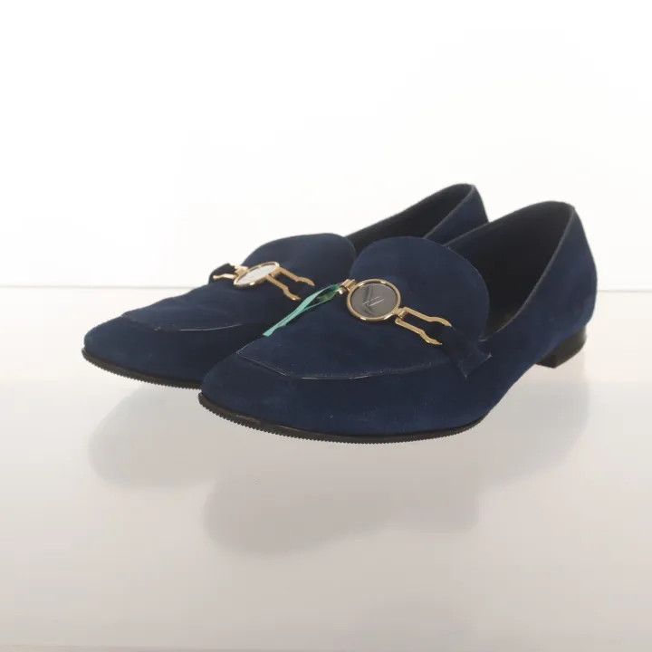Louis Vuitton Louis Vuitton Blue Suede Casual Shoes for Women 0079 Size US 6 / IT 36 - 1 Thumbnail