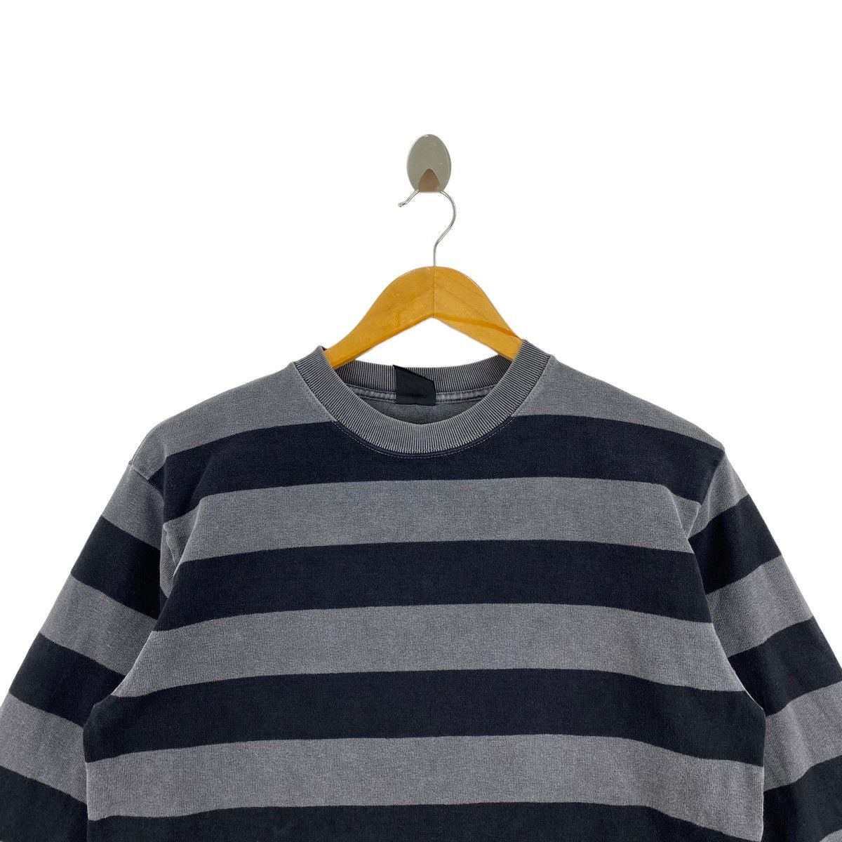 Japanese Brand SHIPS Japanese Brand Grey and Black Stripes Long Sleeve Size US M / EU 48-50 / 2 - 2 Thumbnail