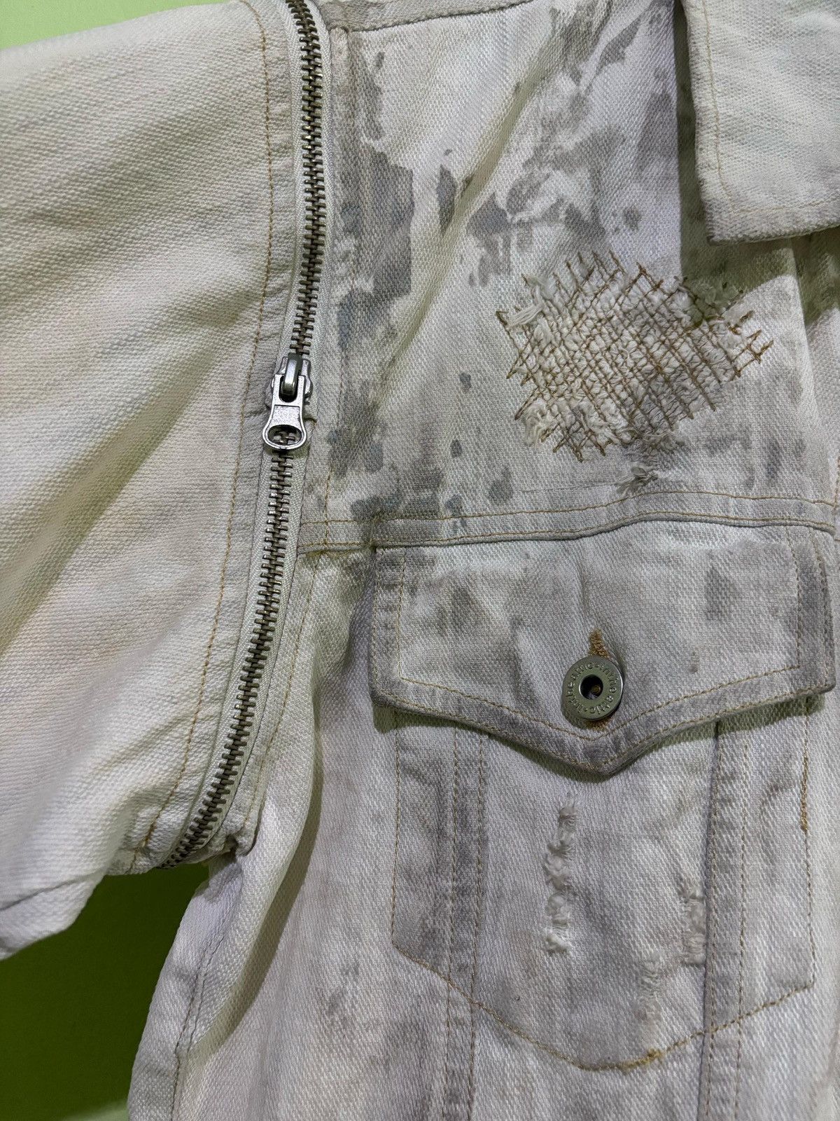 In The Attic × Japanese Brand In the attic Distressed Trucker Jacket Design Size US M / EU 48-50 / 2 - 10 Thumbnail