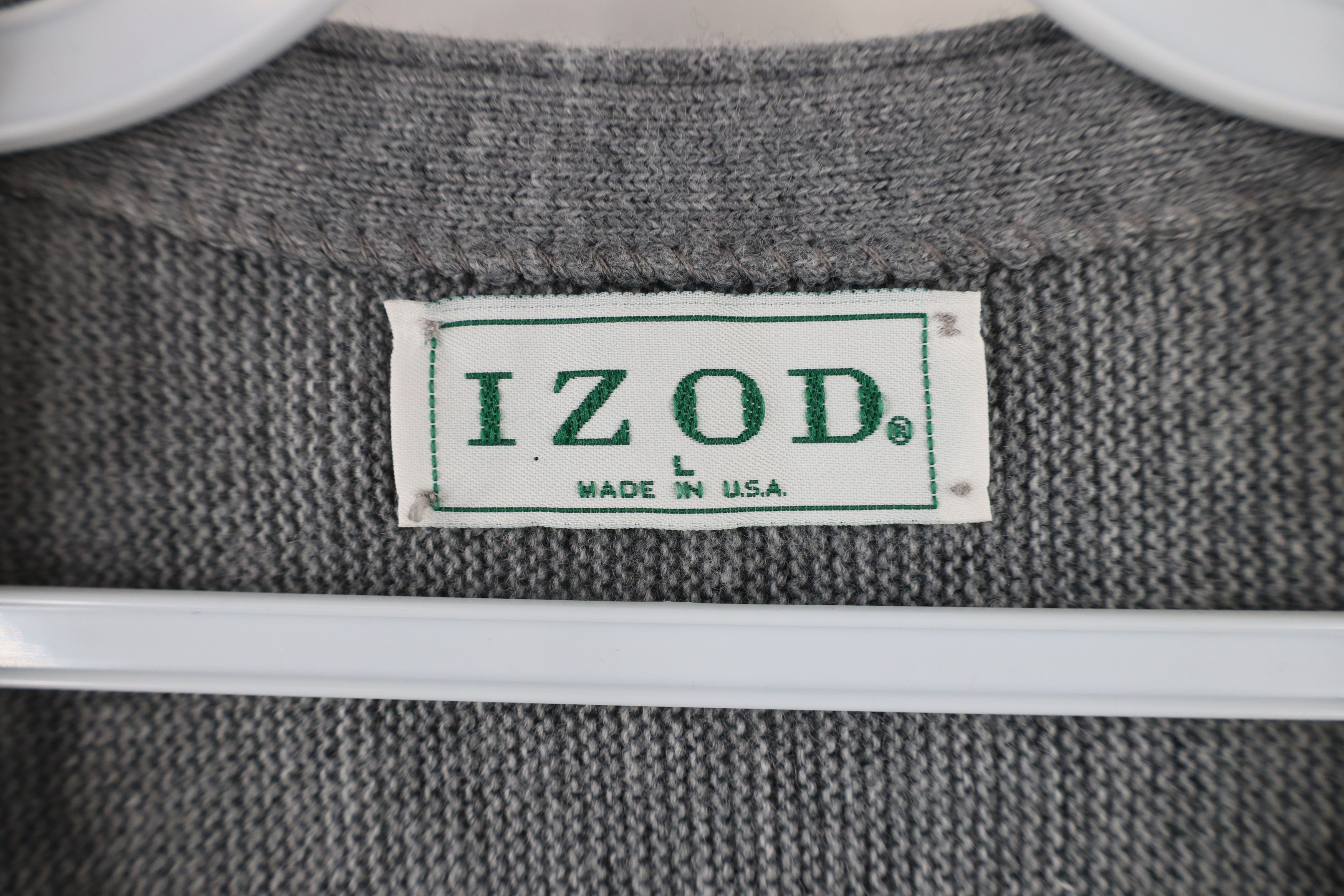 Izod Vintage 90s Izod Out Knit Button Cardigan Sweater Gray USA Size US L / EU 52-54 / 3 - 5 Thumbnail