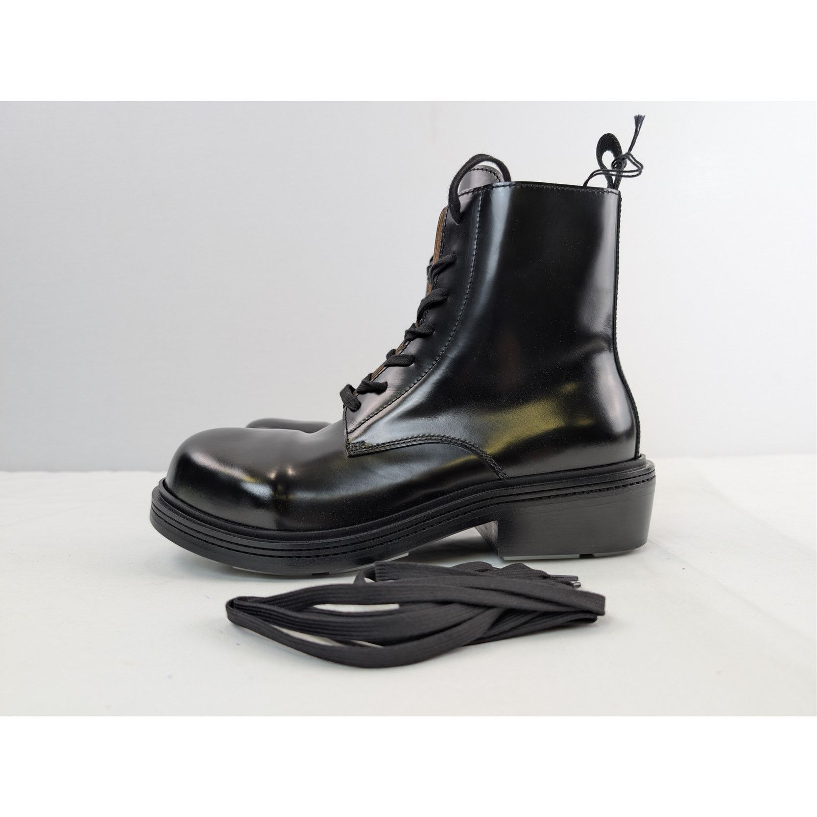 Bottega Veneta o1rshd1 Fireman Ankle Boots in Black Size US 9 / EU 42 - 10 Thumbnail