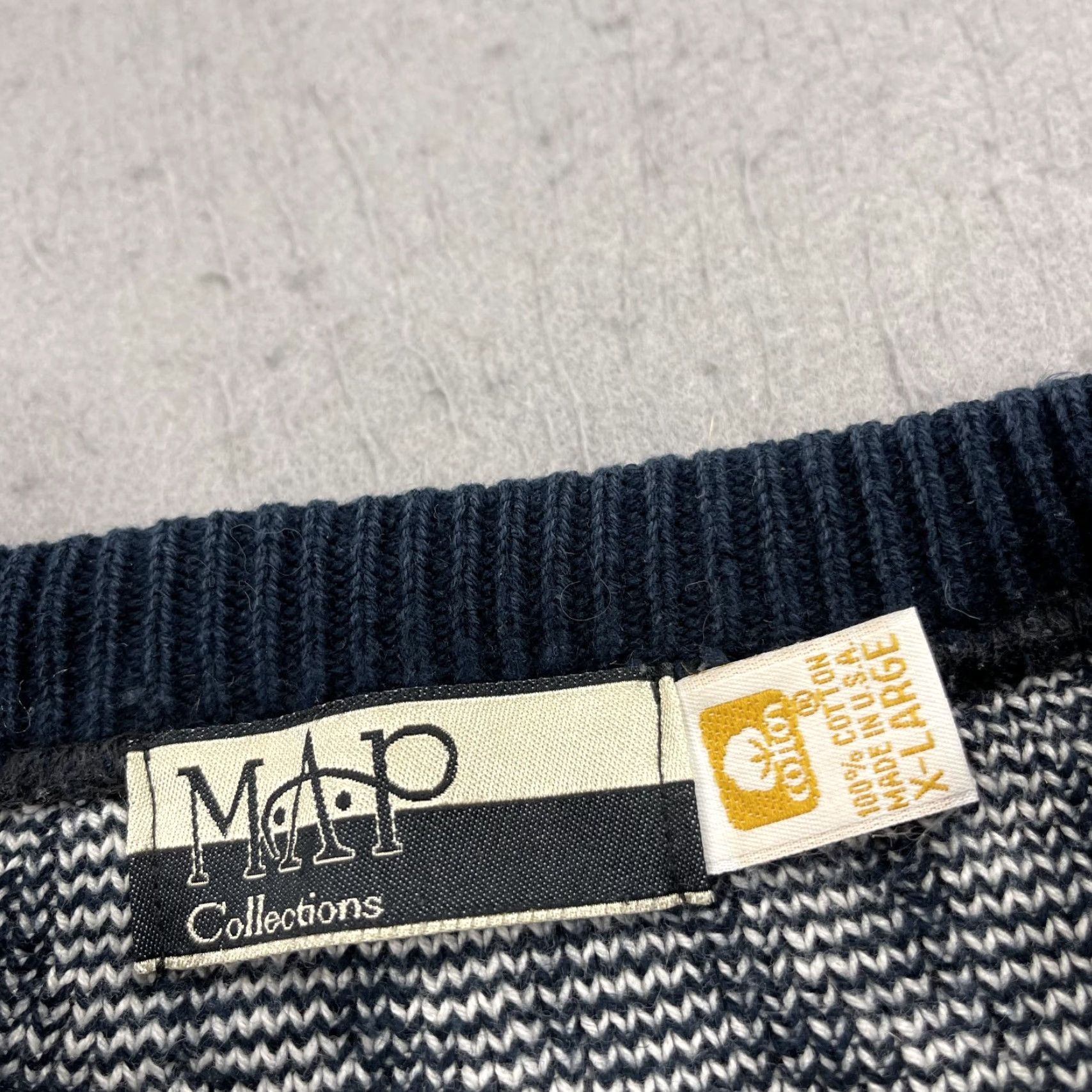 Vintage VINTAGE MAPS Collection Sweater Mens XL Blue Pullover 90s Crewneck Knit Cotton Geometric Abstract Regular Chest Size US XL / EU 56 / 4 - 6 Thumbnail