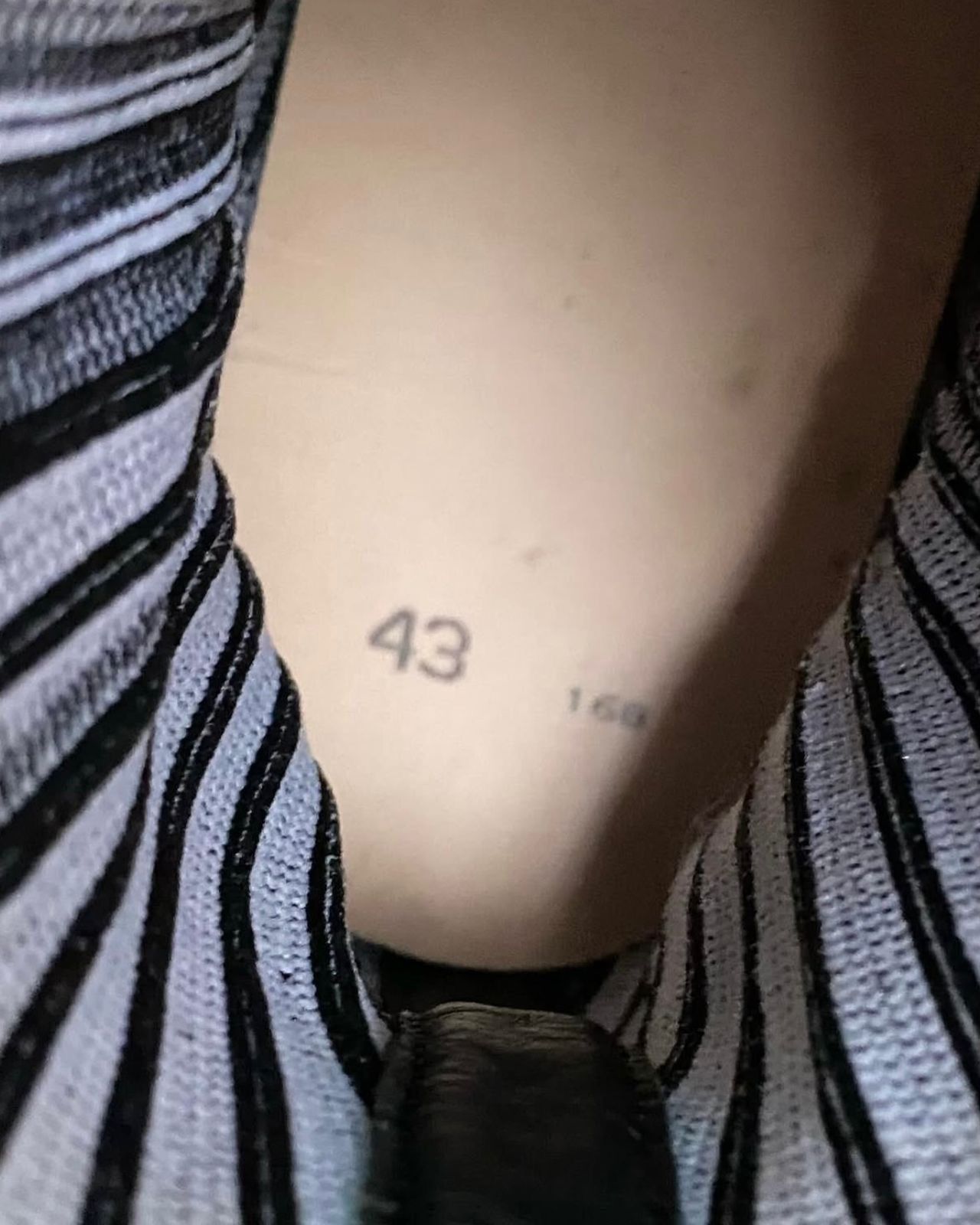 Maison Margiela Maison Margiela white and black replica sock Size US 10 / EU 43 - 7 Thumbnail
