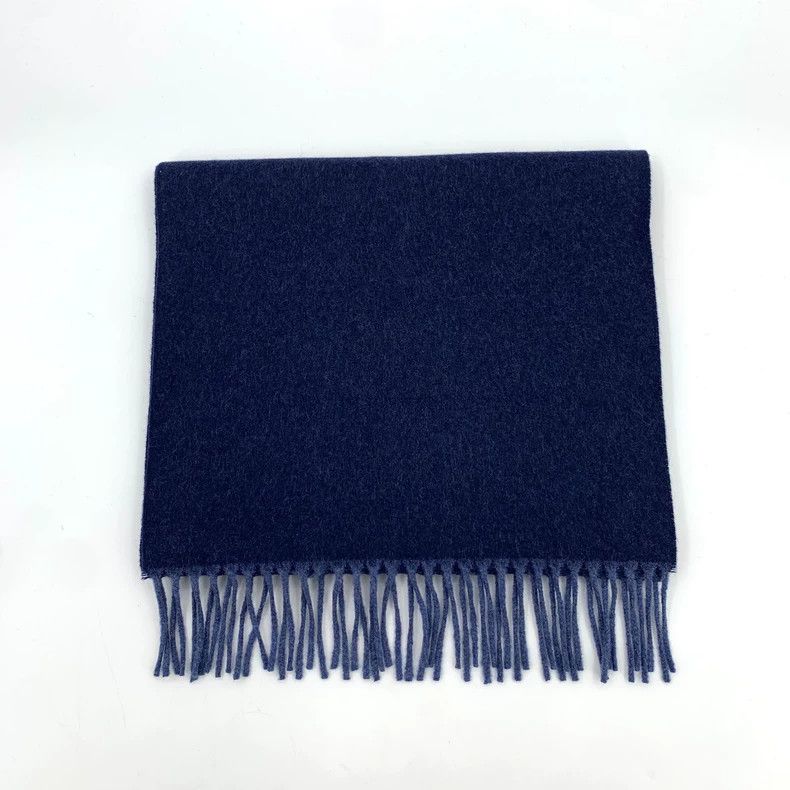Louis Vuitton Louis Vuitton Dark blue logo, old flower, printed cashmere Size ONE SIZE - 1 Thumbnail