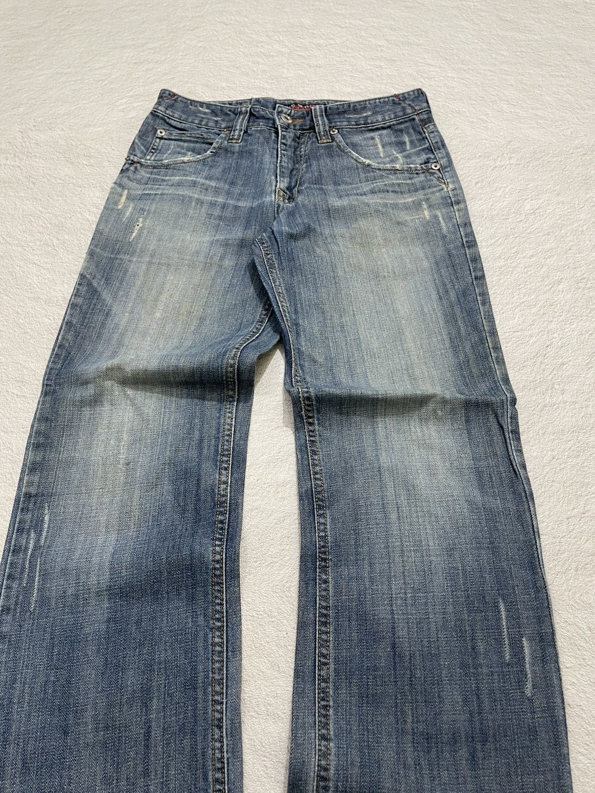 Japanese Brand 2000s Distressed Washed Blue Jeans Y2K Size US 29 - 2 Thumbnail