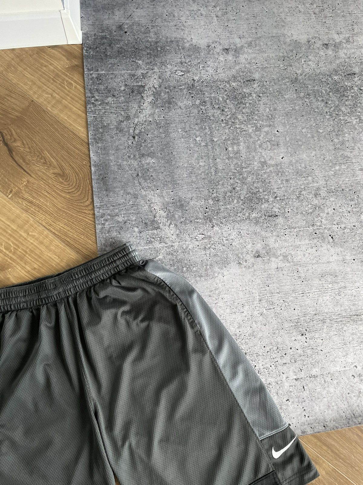 Nike Vintage Nike 90’s Y2K Style Drill Grey Shorts Rap Size US 32 / EU 48 - 3 Thumbnail