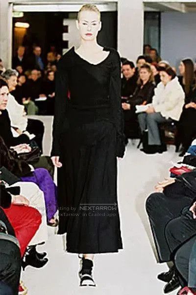 Comme des Garcons COMME des GARCONS Wool Midi Skirt Vintage. Size 26" / US 2 / IT 38 - 9 Thumbnail