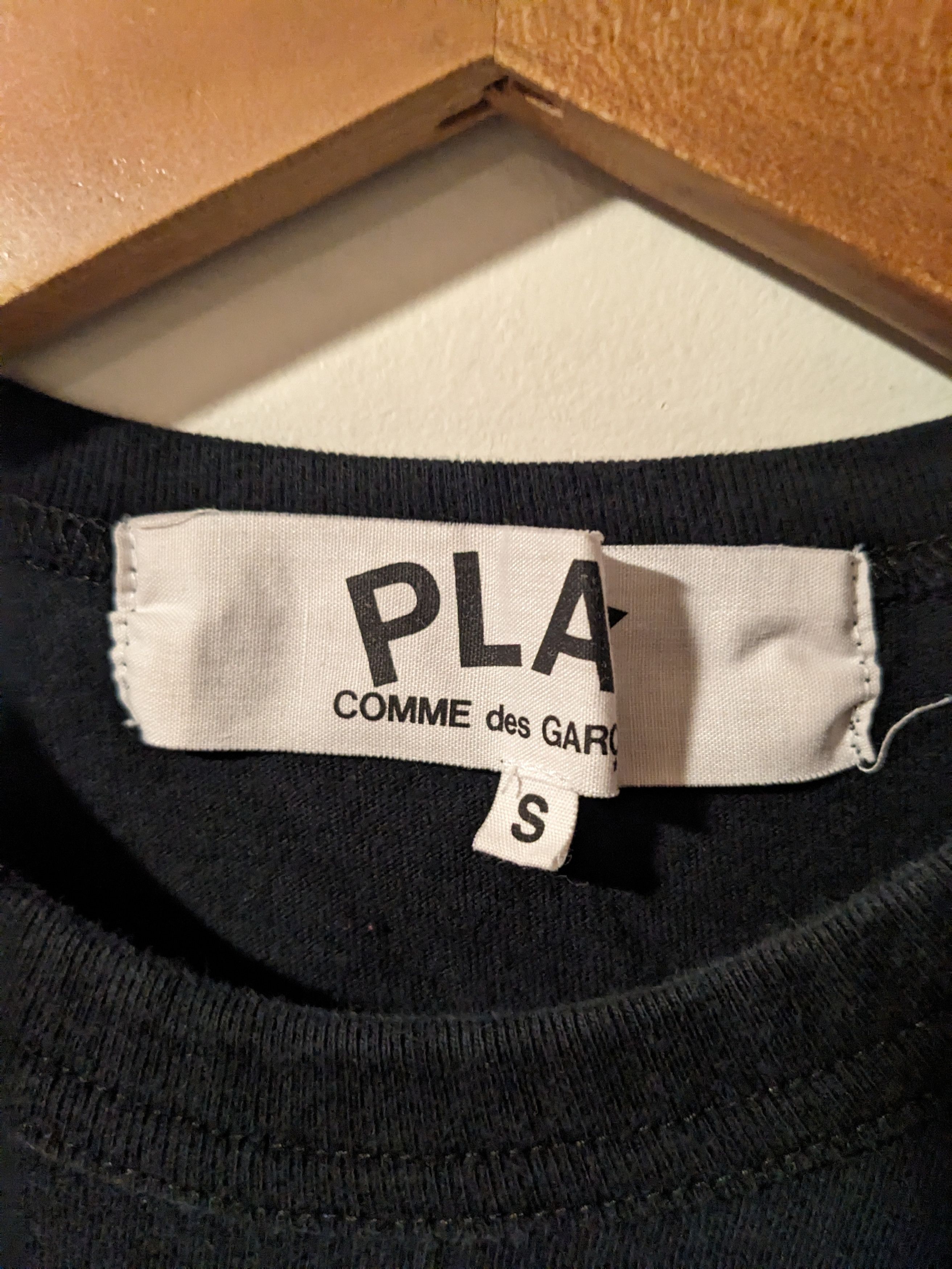Comme des Garcons × Designer Comme Des Garcons Play Heart Black Small T-Shirt Size US S / EU 44-46 / 1 - 3 Thumbnail