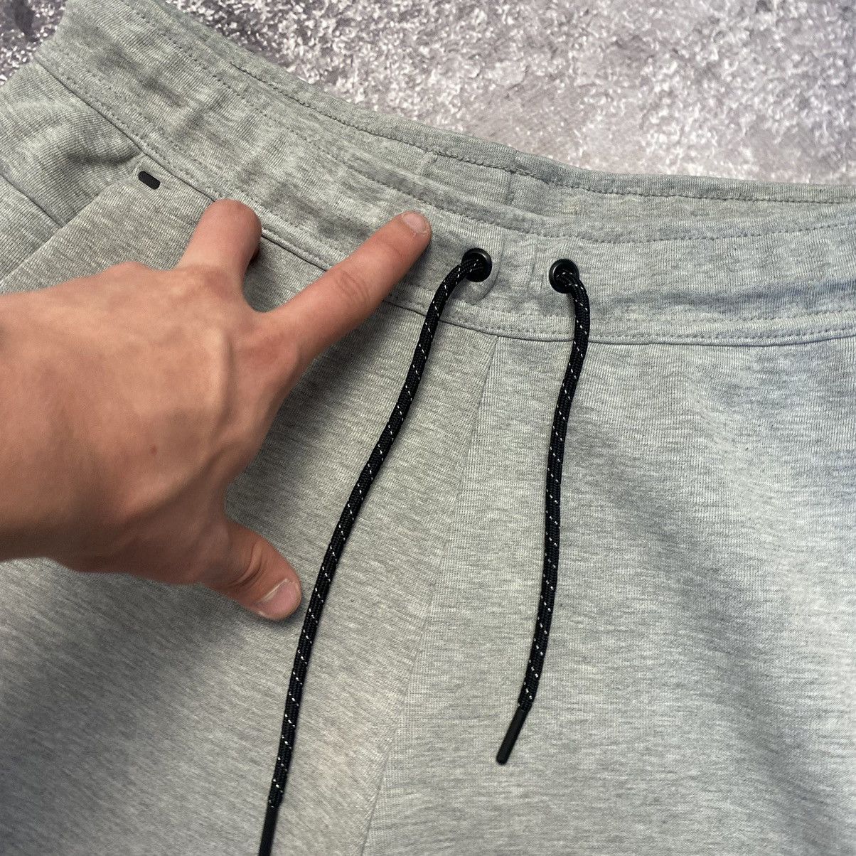 Nike × Vintage Men’s Nike Tech Fleece New Collection Small Logo drill pants Size US 30 / EU 46 - 5 Thumbnail