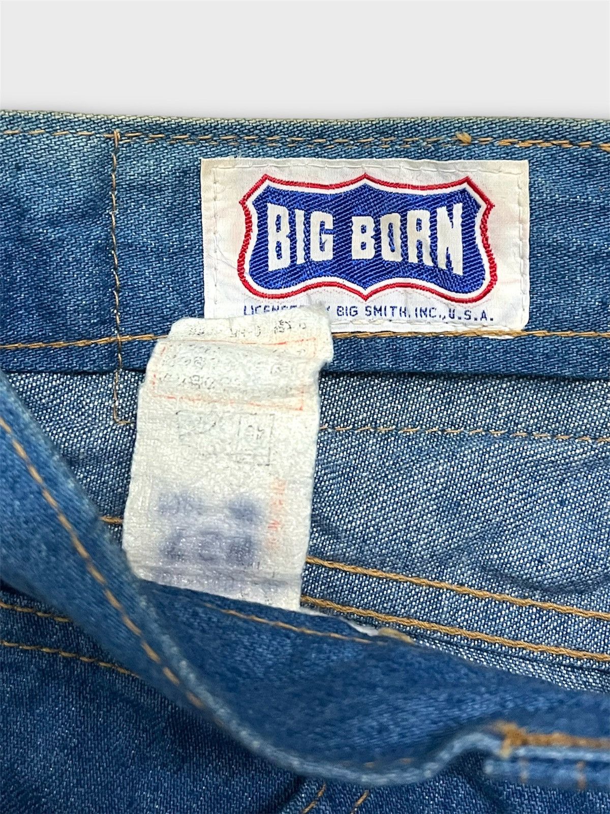 Japanese Brand × Vintage Big Born Bootcut Jeans Vintage Size 24" / US 00 / IT 34 - 8 Thumbnail