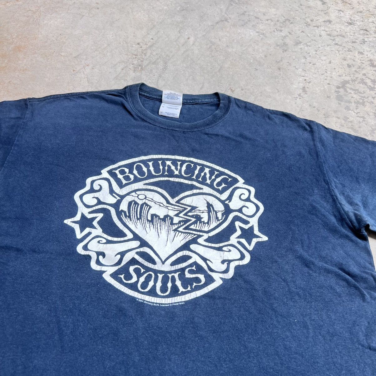 Band Tees Vintage Thrashed 2004 Bouncing Souls Band Tee Size US M / EU 48-50 / 2 - 2 Thumbnail