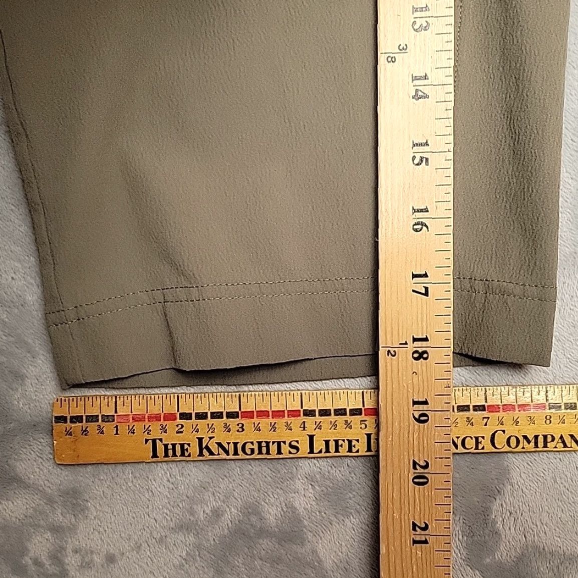 Mountain Hardwear VINTAGE Mountain Hardwear Pants Womens 8 Green Capri Lightweight Stretch Nylon Blend Size 30" / US 8 / IT 44 - 8 Thumbnail
