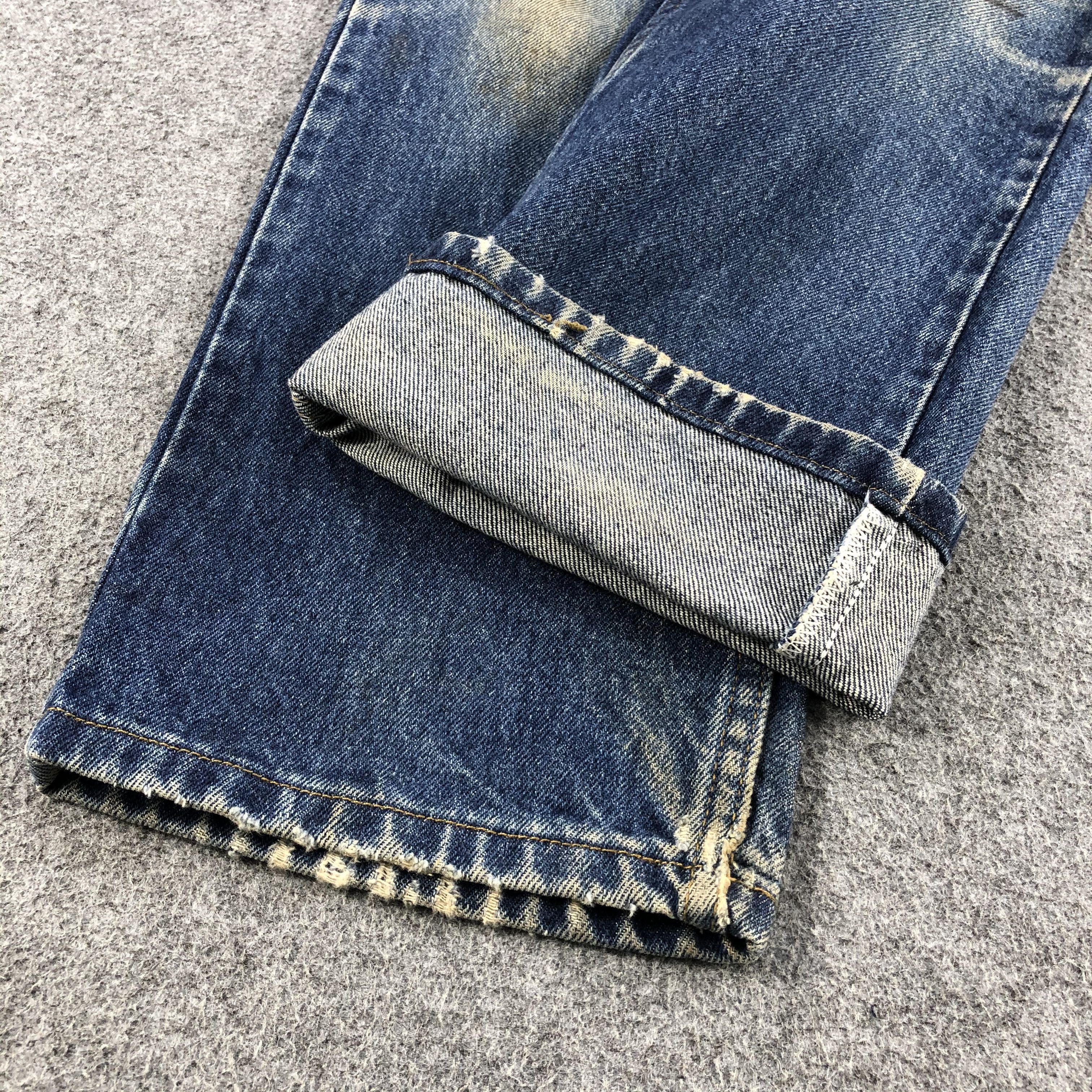 Lee Vintage Blue Wash Ripped Lee Jeans-J1664 Size US 33 - 7 Thumbnail
