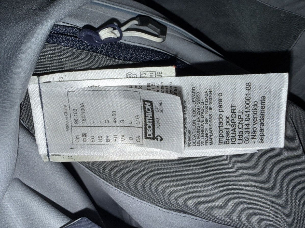 Other Quechua Decathalon Mens Blue Rain Jacket waterproof Size US M / EU 48-50 / 2 - 3 Thumbnail