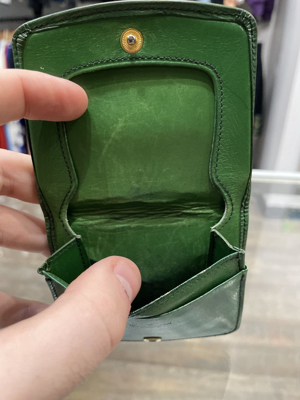 Louis Vuitton Louis Vuitton Green Epi Coin Pouch Size ONE SIZE - 2 Thumbnail