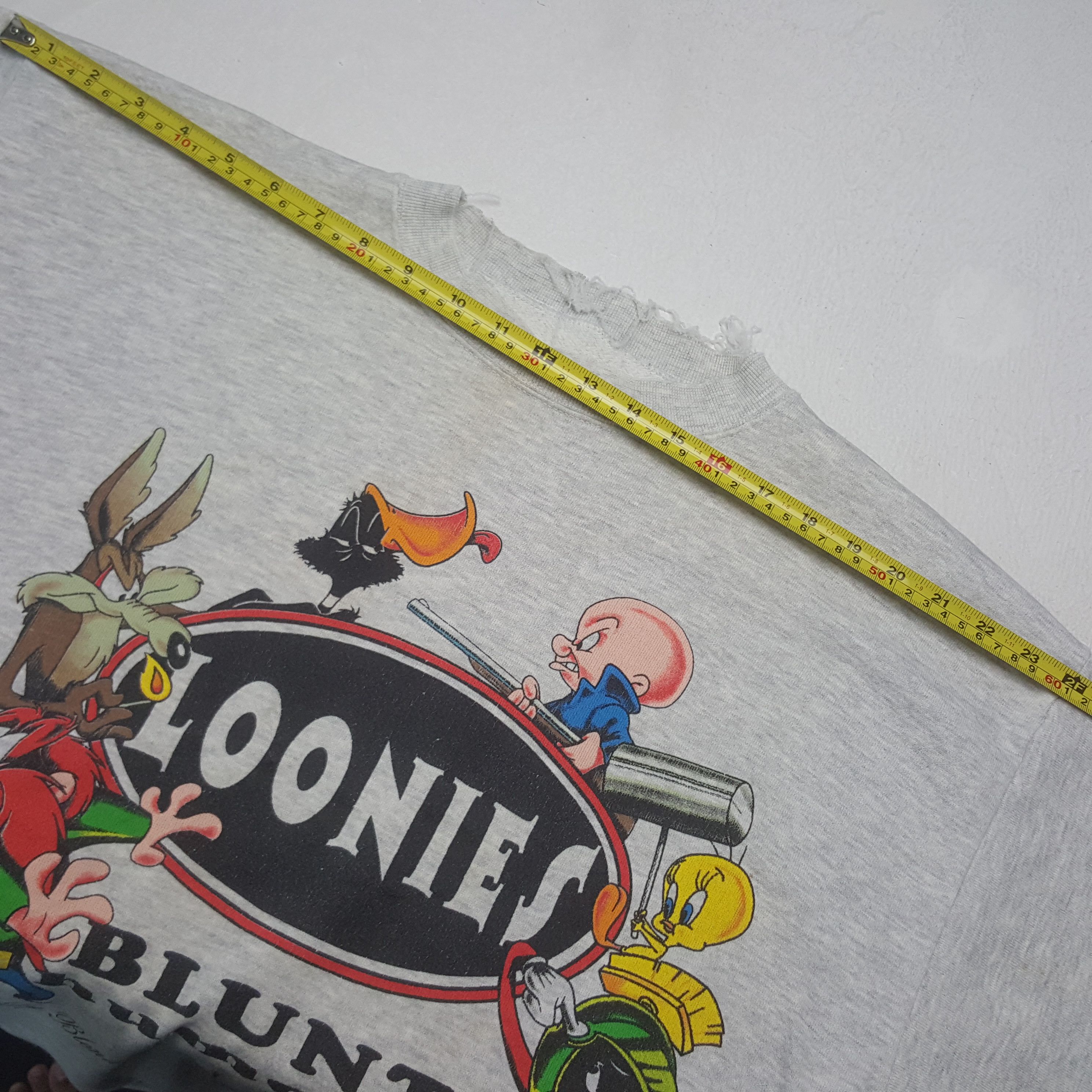 Warner Bros Vintage 90's Loonies Blunt Humour Sweatshirt C298N6 Size US L / EU 52-54 / 3 - 5 Thumbnail