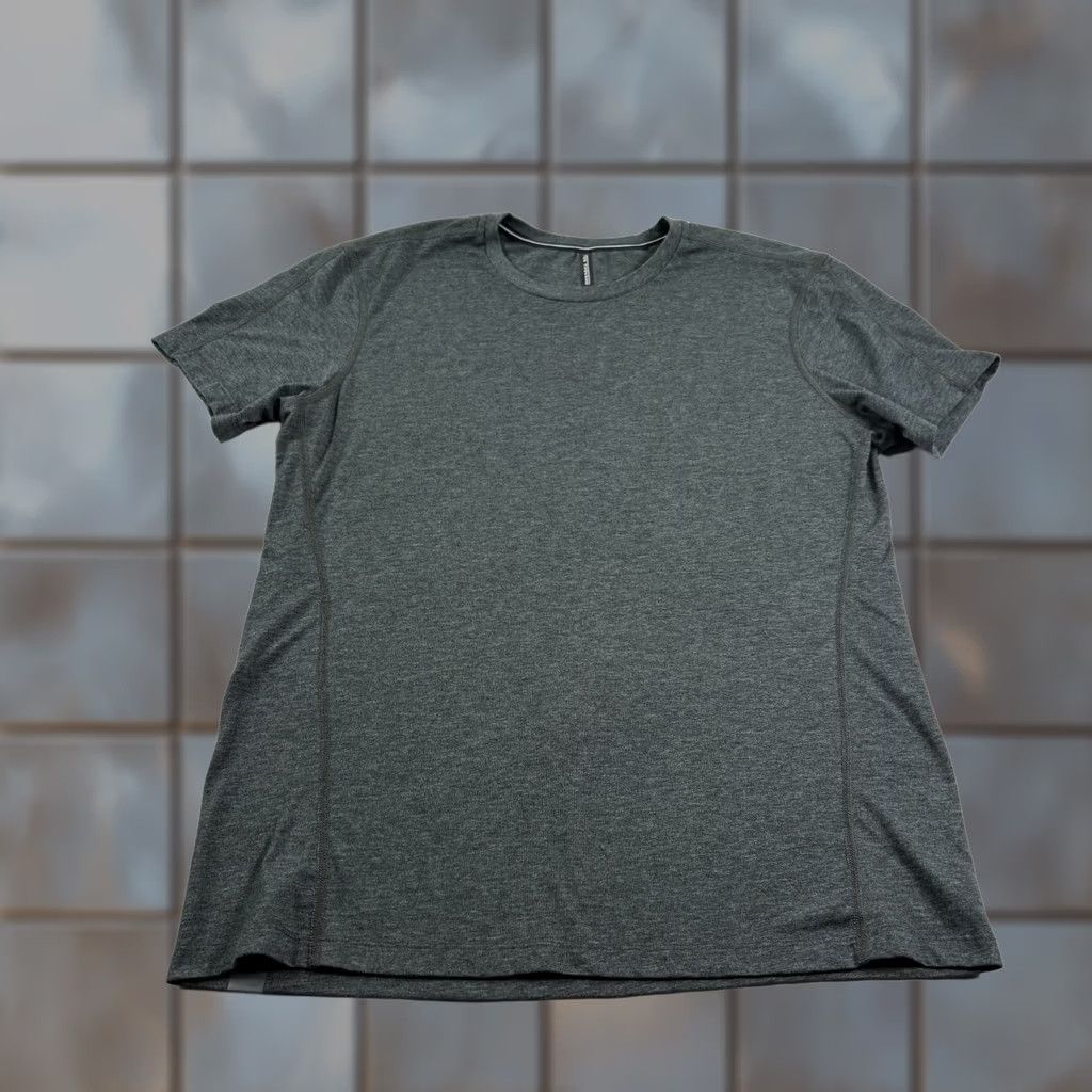 Ten Thousand Ten Thousand Durable Shirt Mens M Gray Performance Athleisure Stretch Short Sleeve Crew Neck Logo Basic Activewear Gym & Training Mens Size US M / EU 48-50 / 2 - 1 Thumbnail