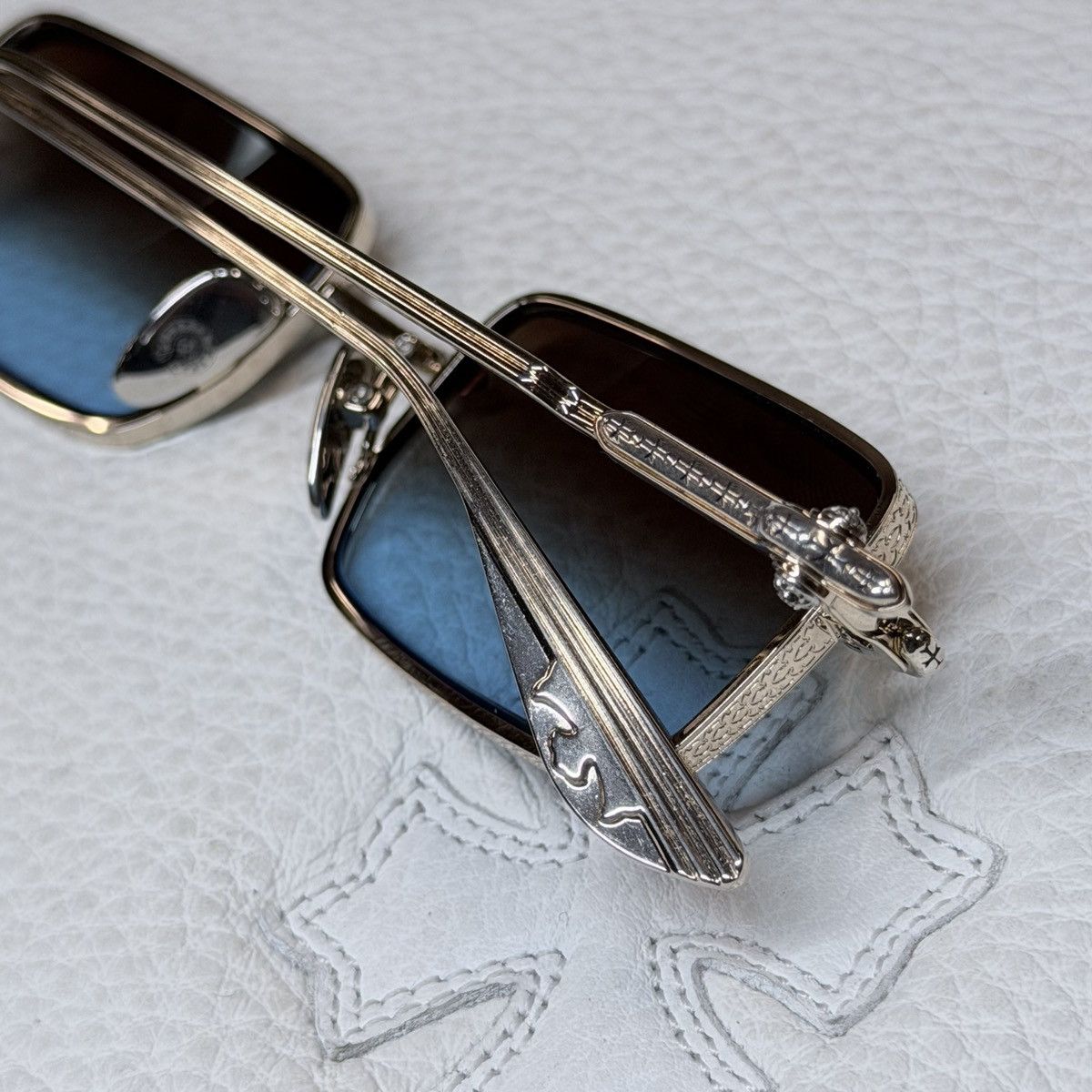 Chrome Hearts Chrome Hearts Buckle Rider 1/1 Sunglasses Size ONE SIZE - 3 Thumbnail