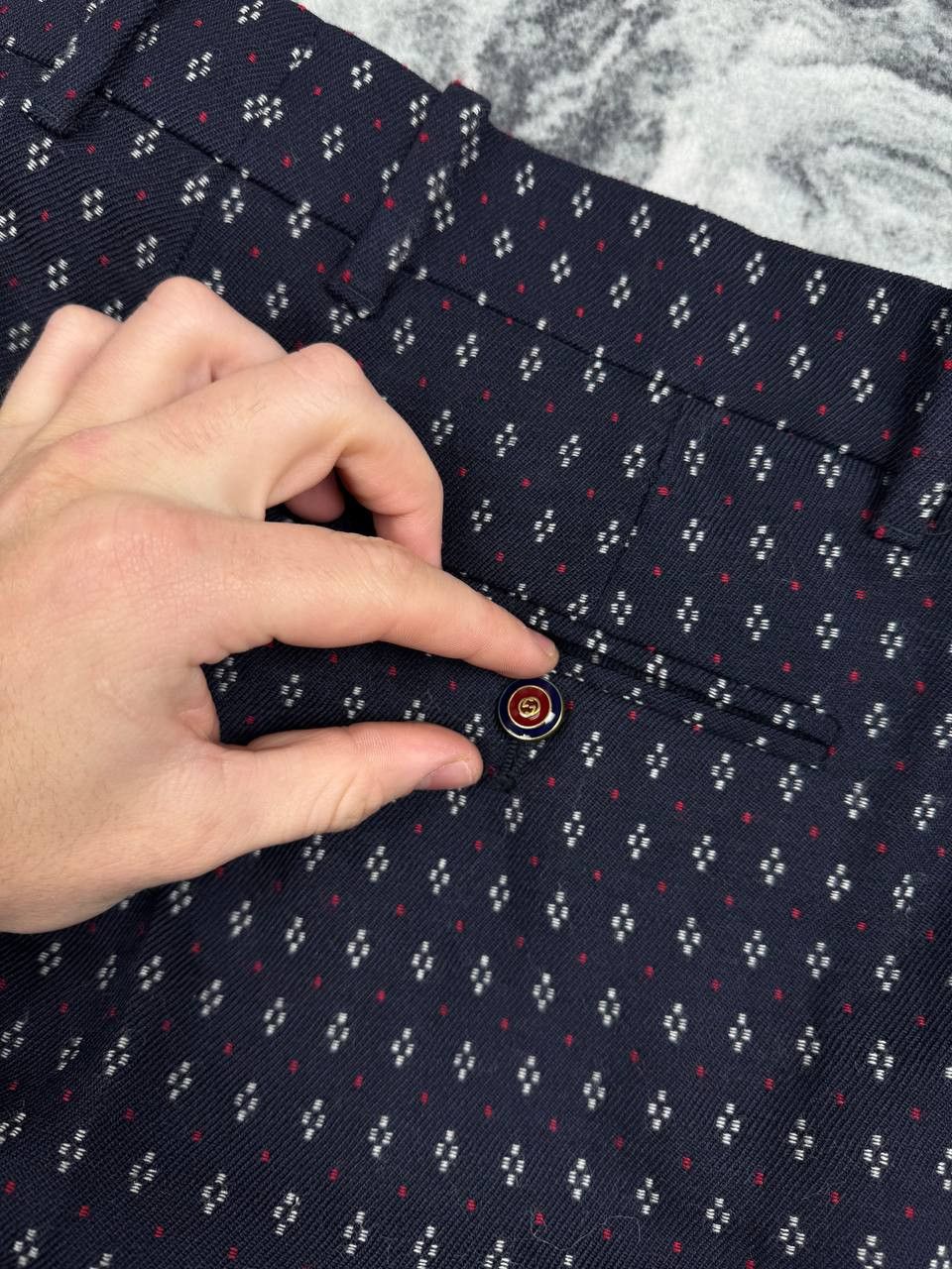 Gucci Сlassic Trousers Gucci Geometric-embroidered Wool-twill Size 28" / US 6 / IT 42 - 12 Thumbnail