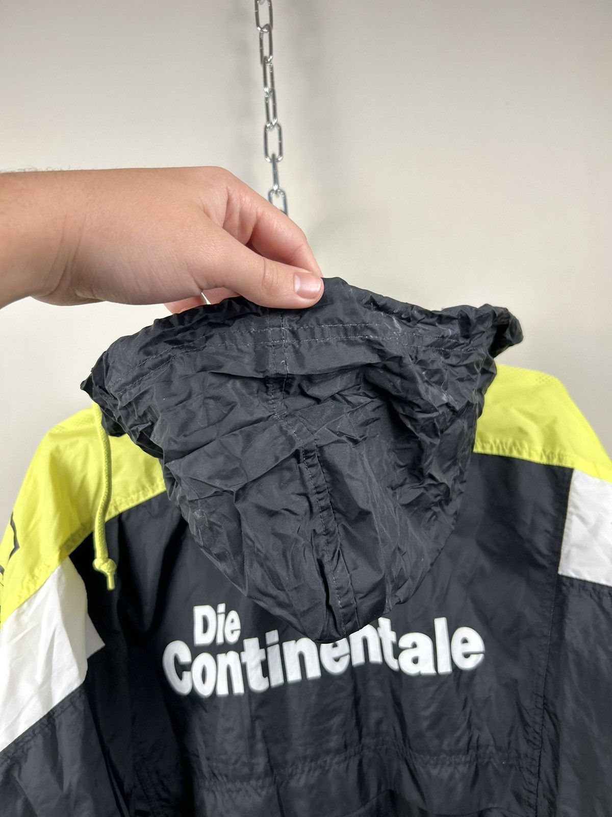 Nike Vintage 90s Nike Borussia Dortmund Jacket Jersey Rare Size US S / EU 44-46 / 1 - 25 Thumbnail