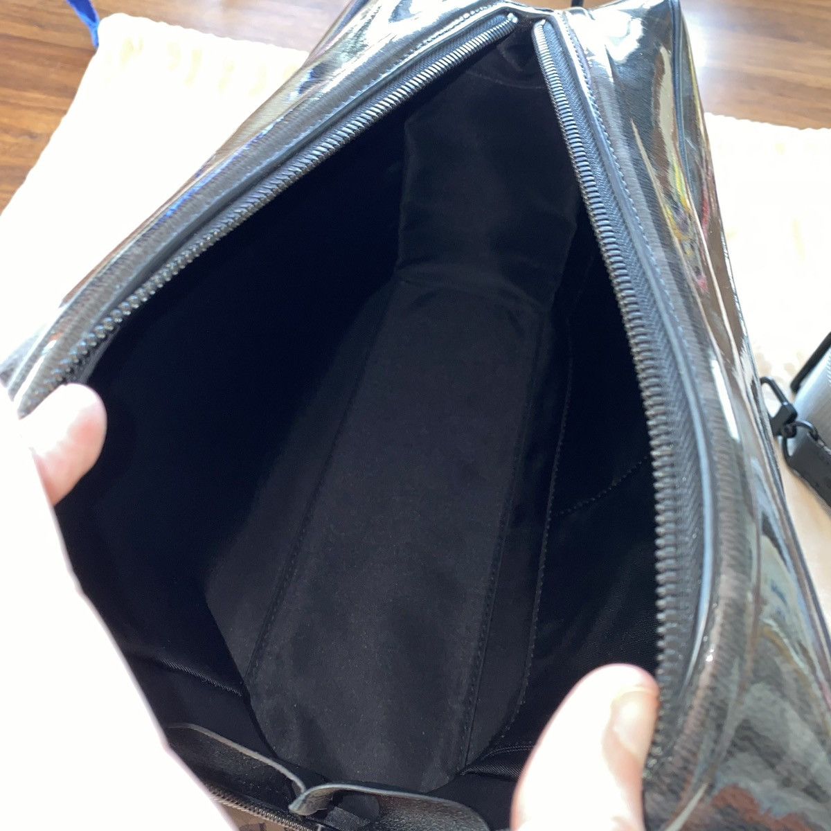 Louis Vuitton 1 of 1 Runway FW18 Black Glaze Camera Bag Size ONE SIZE - 13 Thumbnail