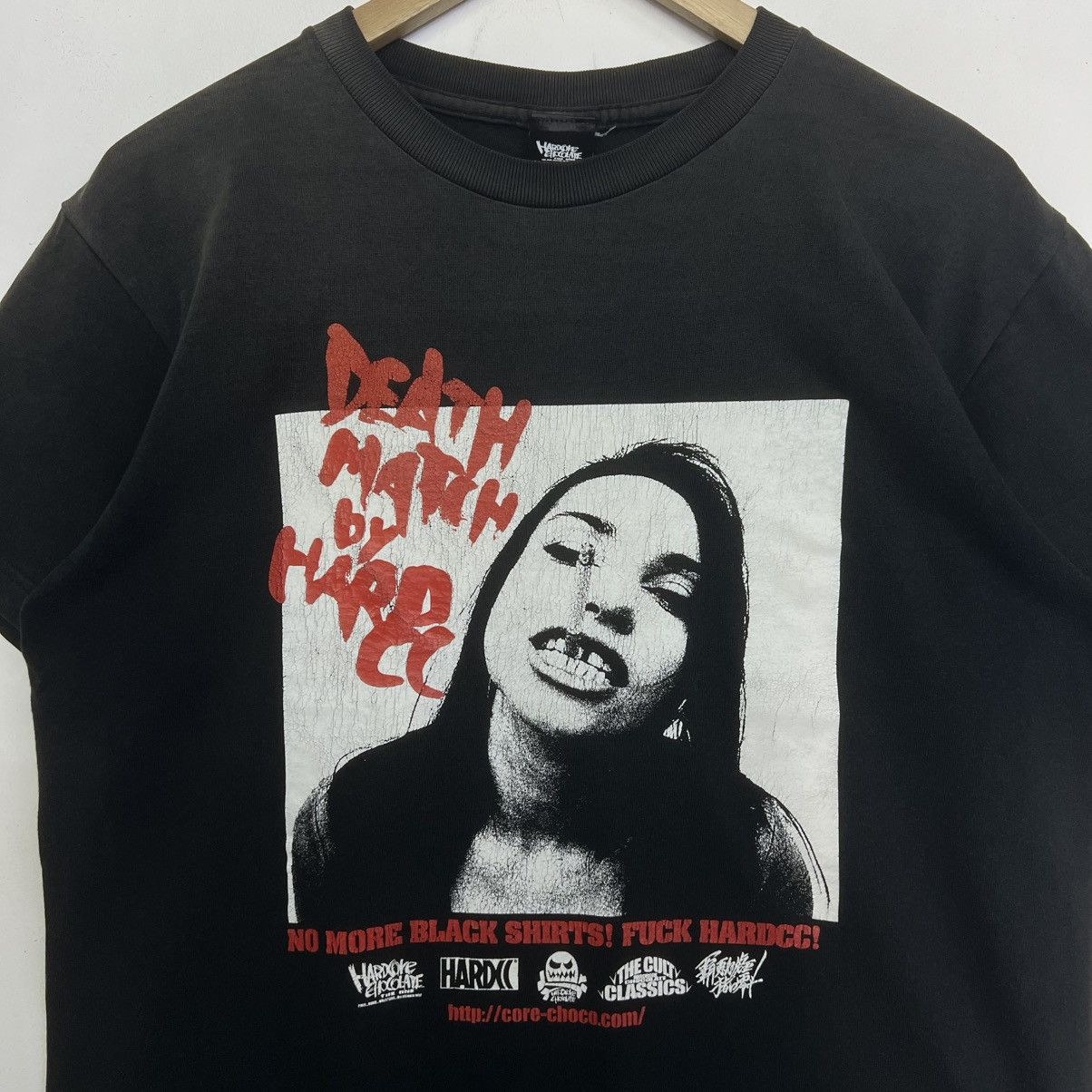 Japanese Brand HARDCORE CHOCOLATE DEATH MATCH BAD GIRL TSHIRT Size US M / EU 48-50 / 2 - 2 Thumbnail