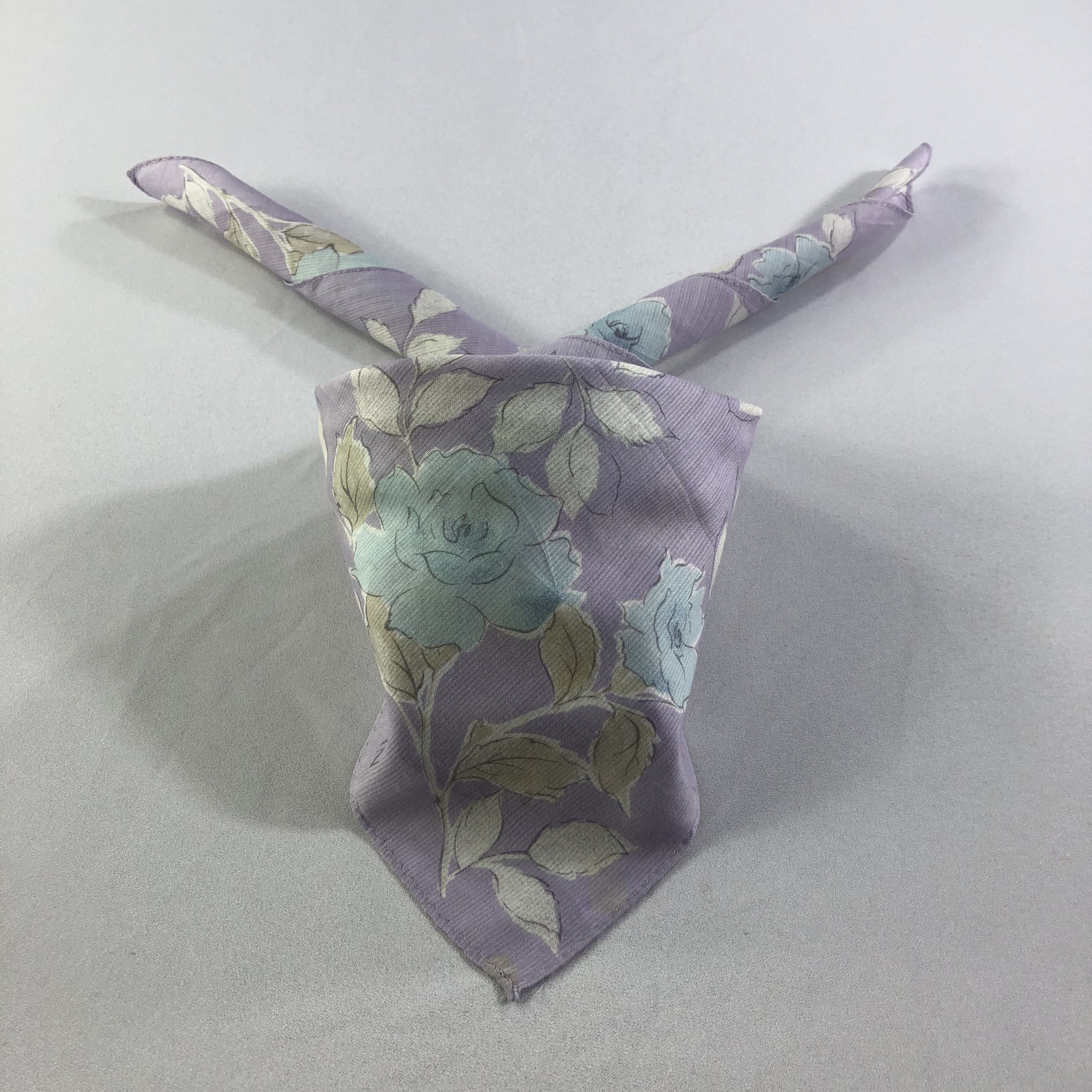Lanvin × Vintage Lanvin Roses Handkerchief Neckerchief Bandana H2129 Size ONE SIZE - 1 Thumbnail