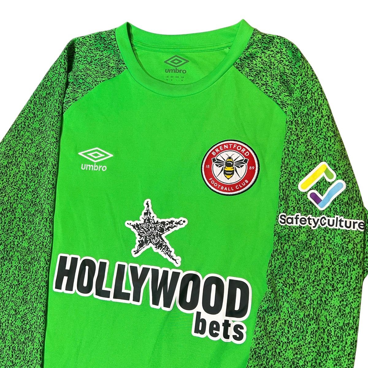 Umbro Brentford FC Bees Goalkeeper Shirt Green Soccer Jersey Umbro Size US M / EU 48-50 / 2 - 2 Thumbnail