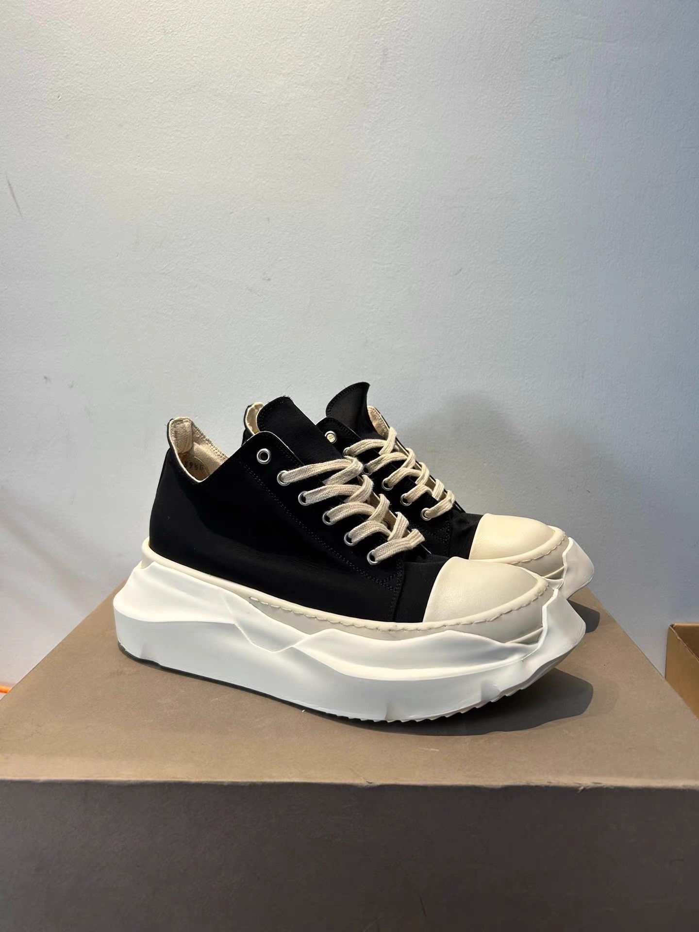 Rick Owens Rick Owens x Converse Tank Sole Sneakers Size US 6.5 / EU 39-40 - 2 Thumbnail