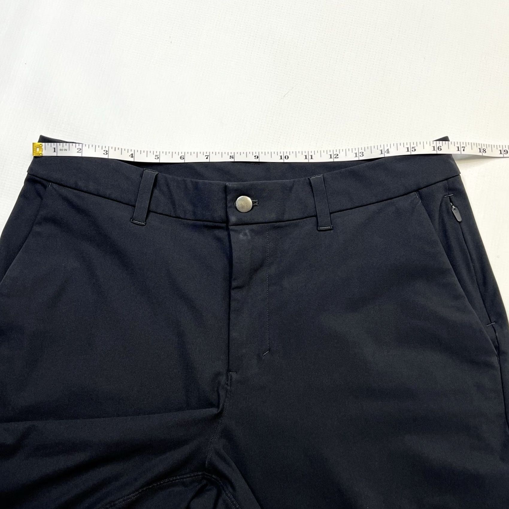 Lululemon Lululemon Commission Short Relaxed Warpstreme 11" M7A83S Men’s 32 Comfort Black Size US 32 / EU 48 - 3 Thumbnail