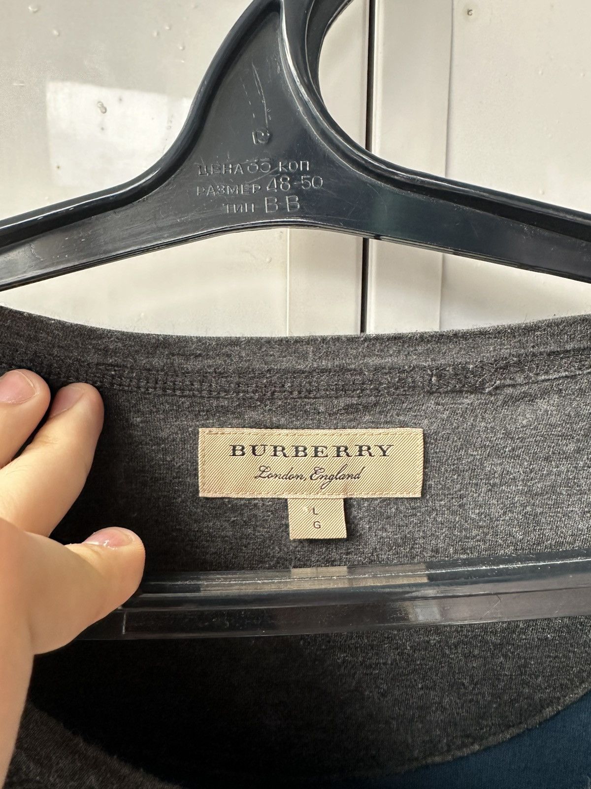 Burberry Vintage Monogram Burberry T-shirt Size US L / EU 52-54 / 3 - 9 Thumbnail
