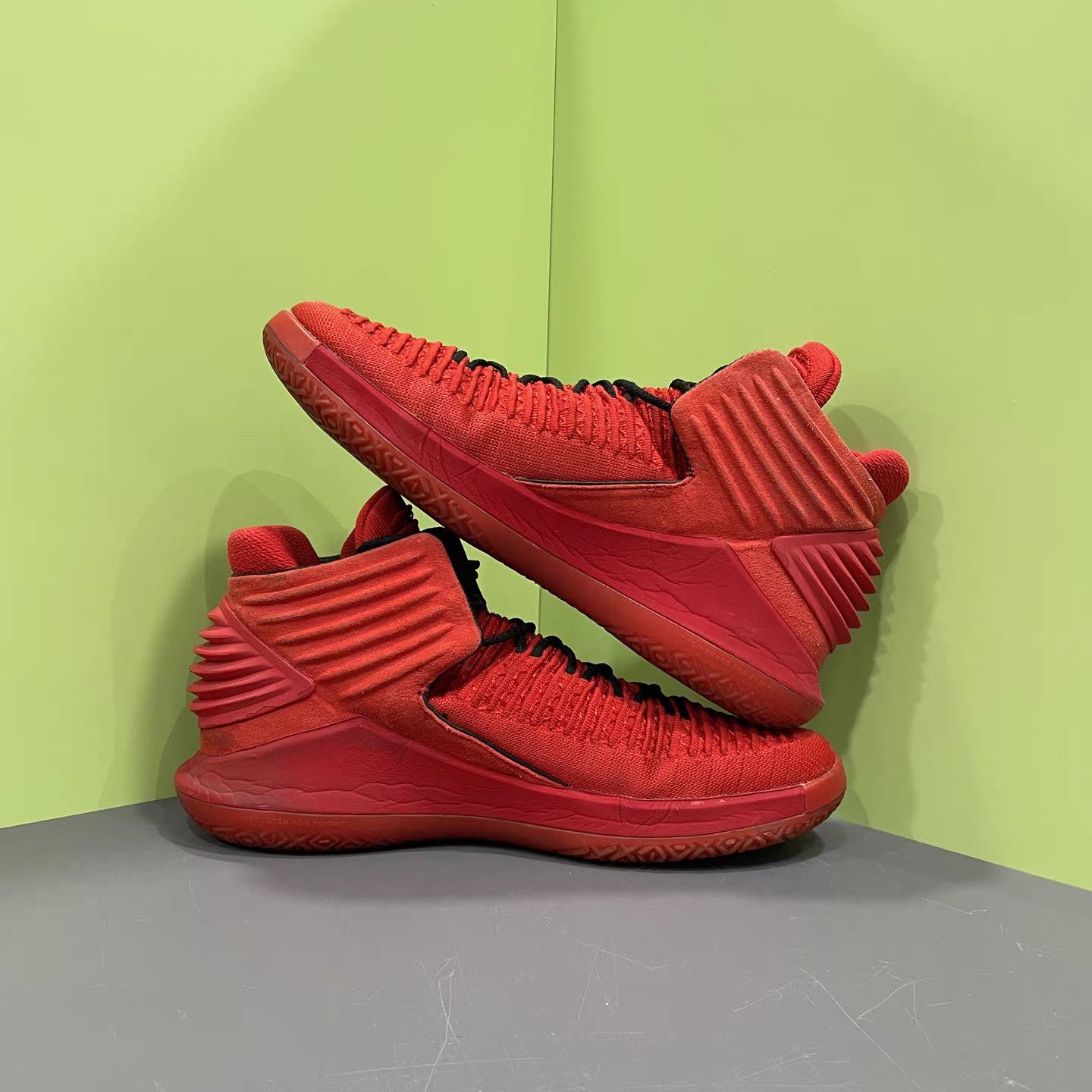 Jordan Brand Air Jordan 32 Bulls Red Basketball Shoes K15 Size US 11 / EU 44 - 5 Thumbnail