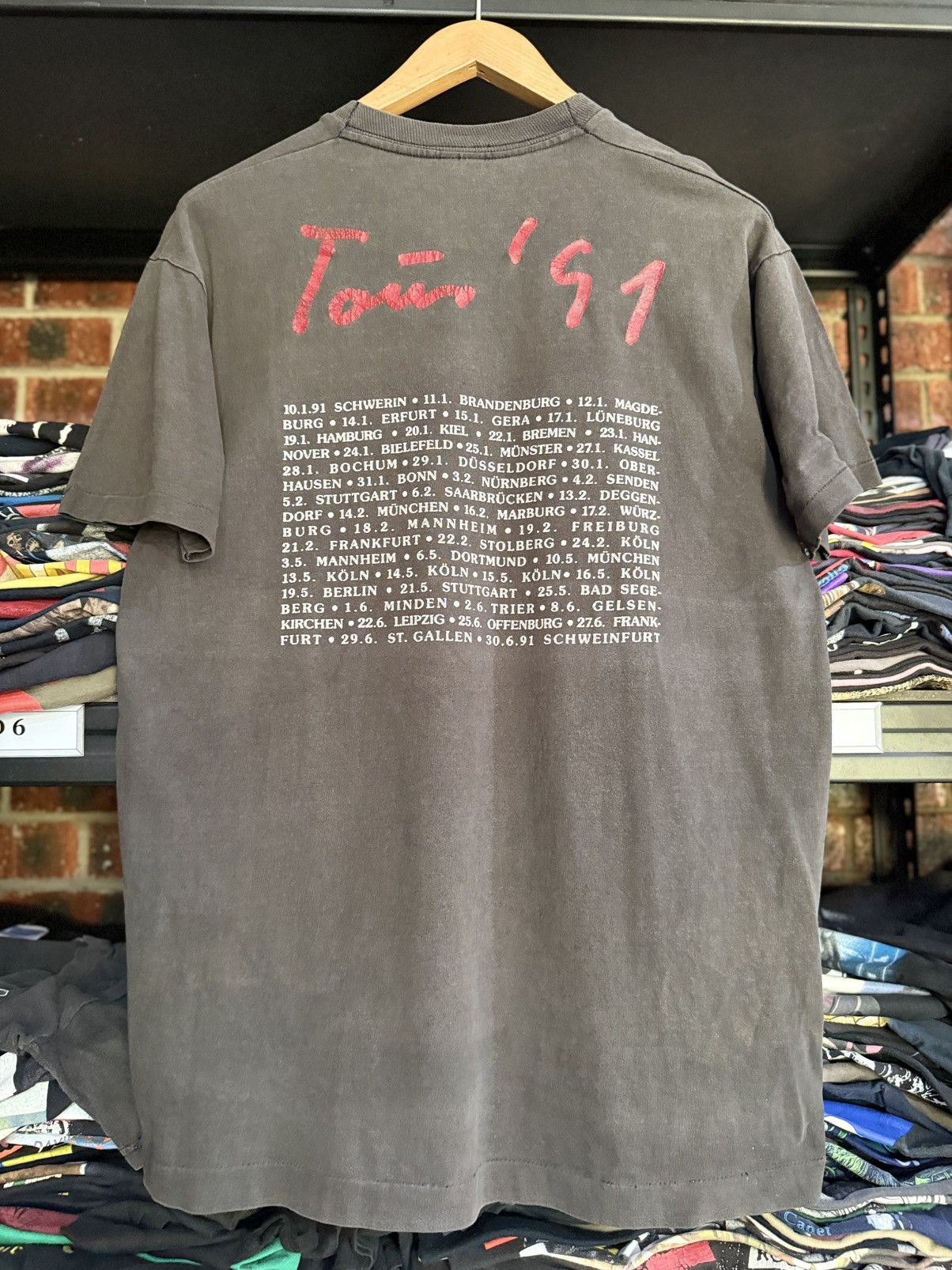 Band Tees Thrashed Vintage 90s BAP Germany Rock Band Tour Sun Faded T Size US L / EU 52-54 / 3 - 1 Thumbnail